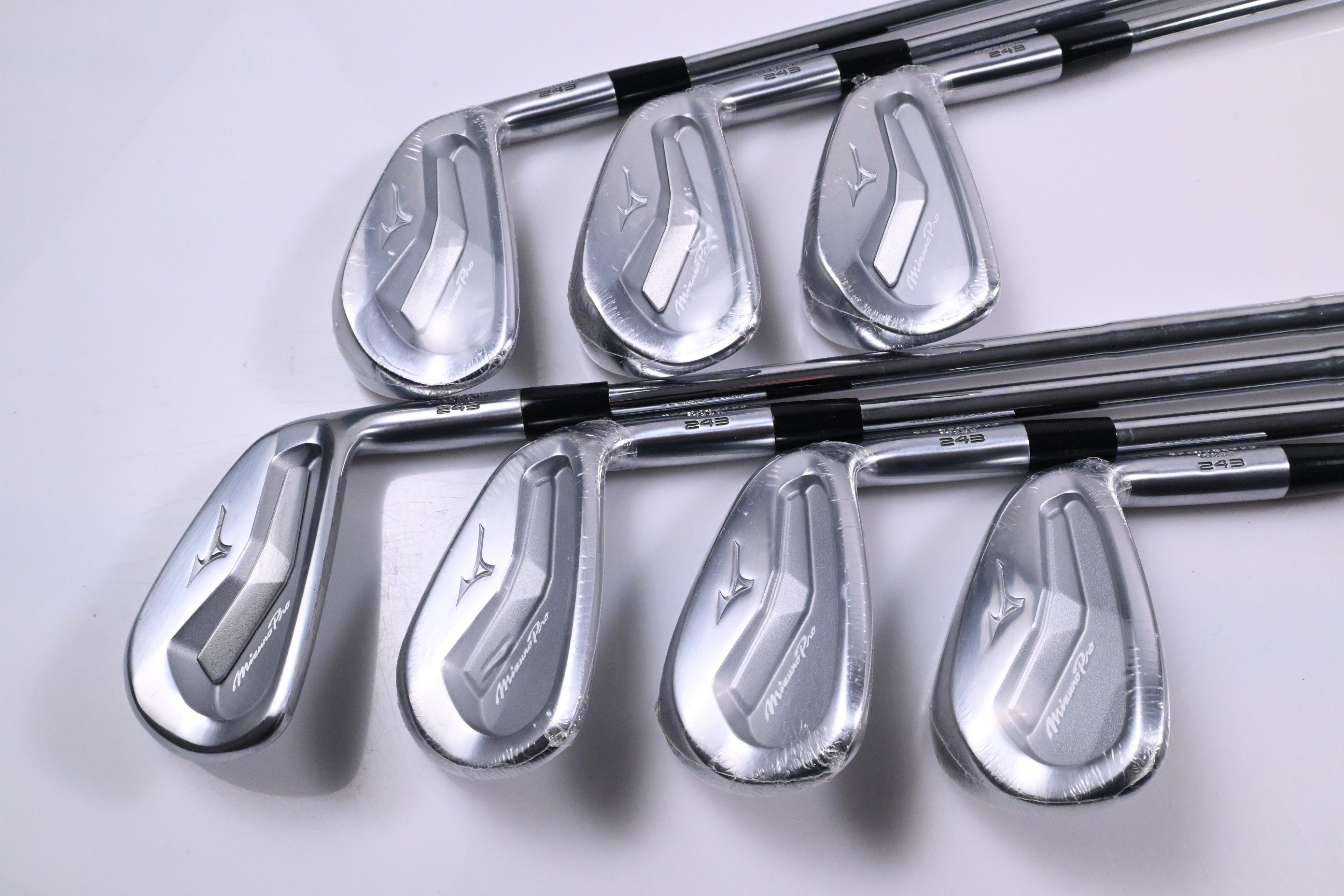 Mizuno Pro 243 Irons / 4-PW / Stiff Flex Dynamic Gold Mid 115 S300 Shafts