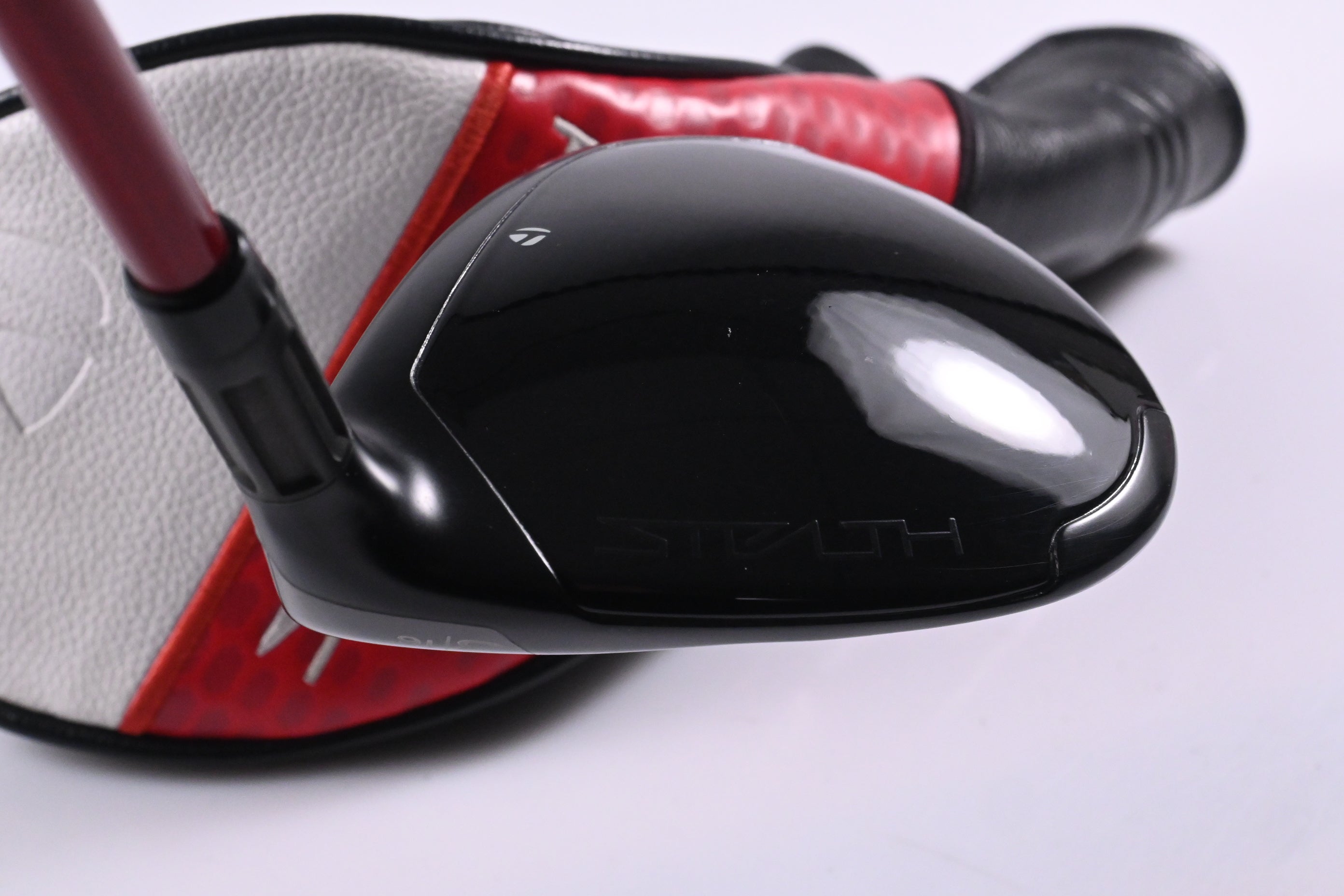 Taylormade Stealth 2 HD #3 Wood / 16 Degree / Regular Flex Speeder NX 50 Shaft