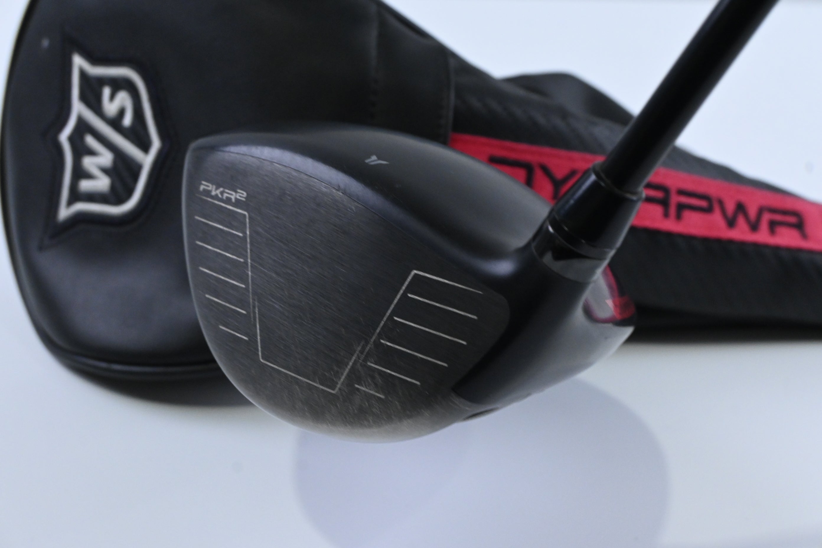 Wilson Dynapower Carbon 2023 Driver / 10.5 Degree / Regular Flex HZRDUS Smoke 50