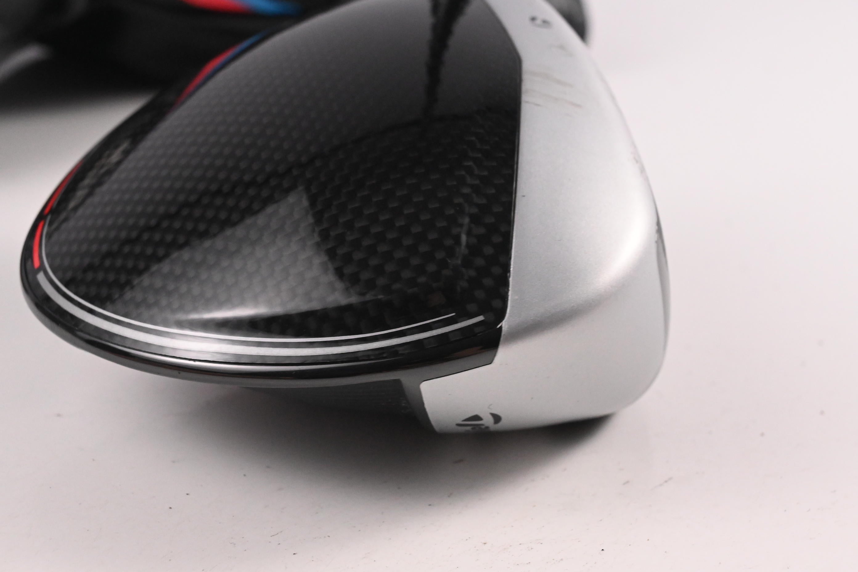 Taylormade M4 Driver / 10.5 Degree / Regular Flex Fujikura Atmos Red 5 Shaft
