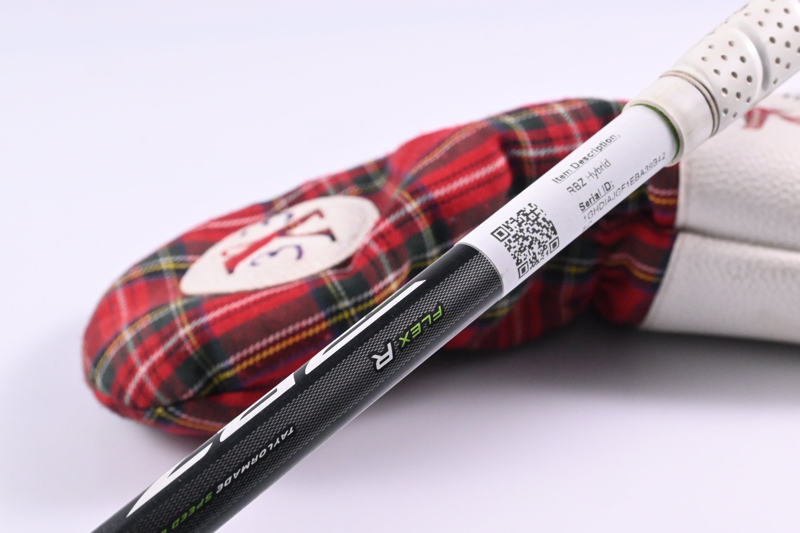 Taylormade RBZ #3 Hybrid / 19 Degree / Regular Flex Taylormade RBZ 65 Shaft