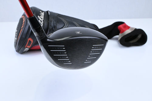 Left Hand Titleist 913 D3 Driver / 9.5 Degree / Regular Flex Bassara 50 Shaft