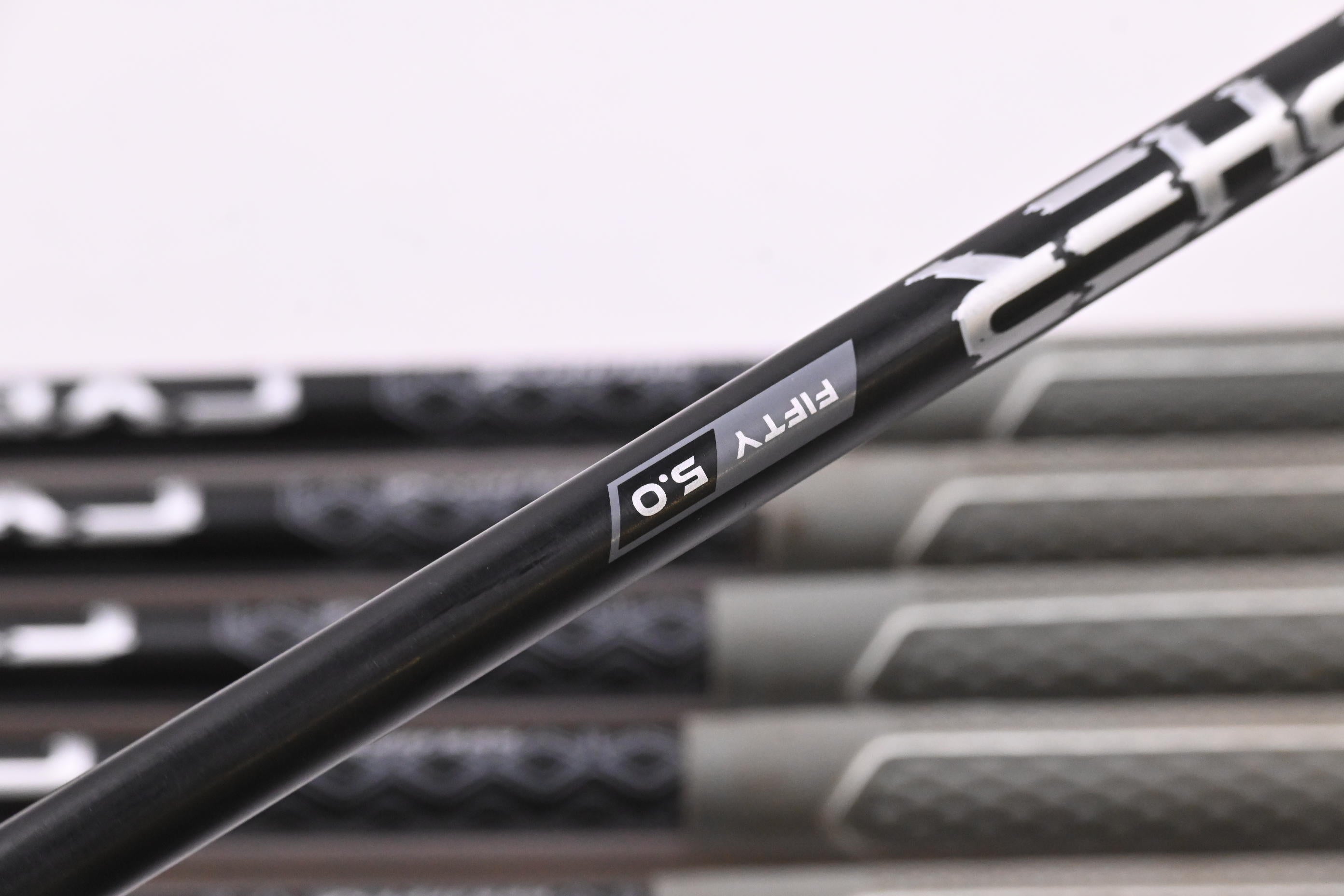 Left Hand Callaway Rogue ST Max Irons / 6-PW+GW / Senior Flex Cypher 50 Shafts