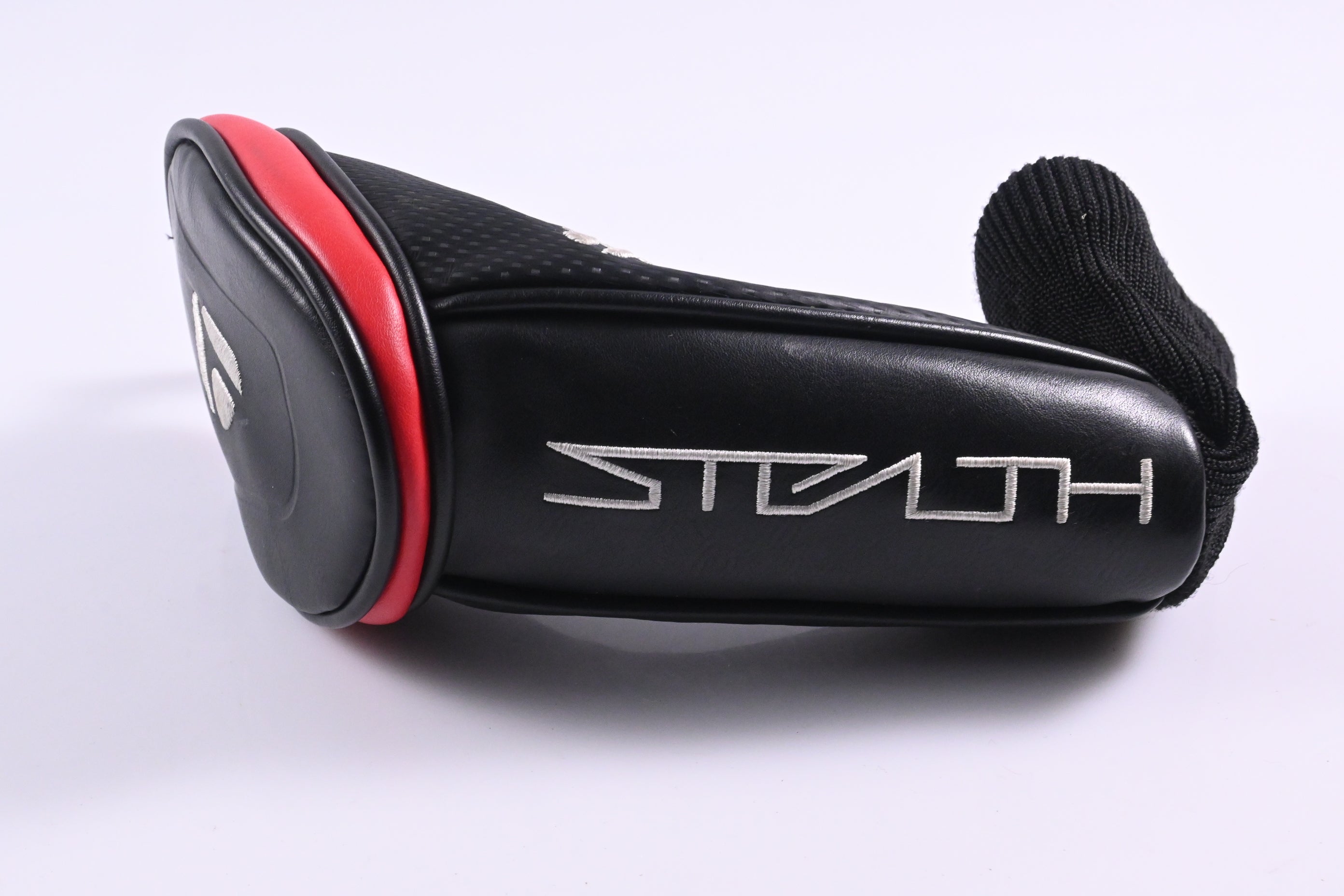 Taylormade Stealth Plus #3 Hybrid / 19.5 Degree / Regular Flex HZRDUS RDX Smoke
