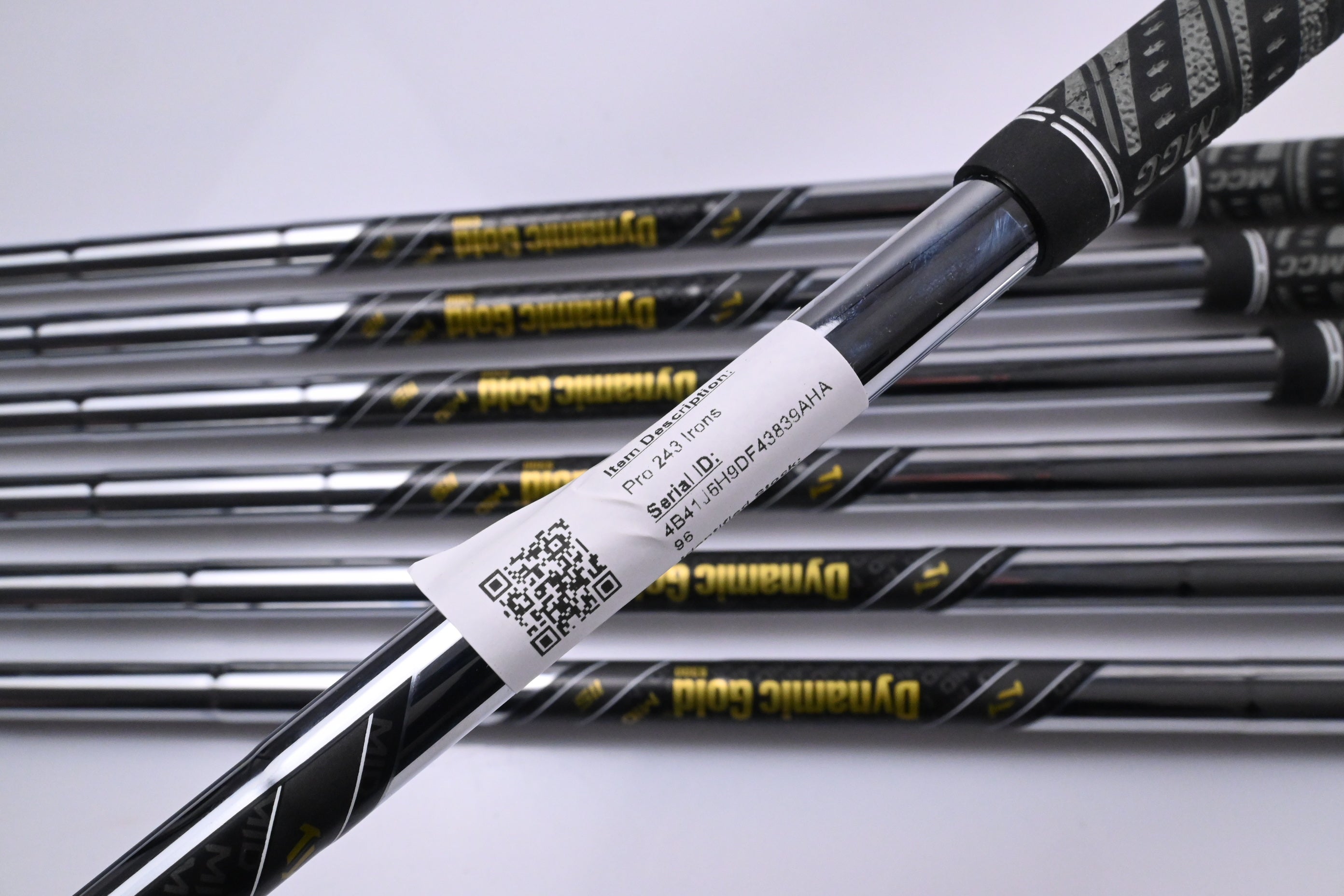 Mizuno Pro 243 Irons / 4-PW / Stiff Flex Dynamic Gold Mid 115 S300 Shafts