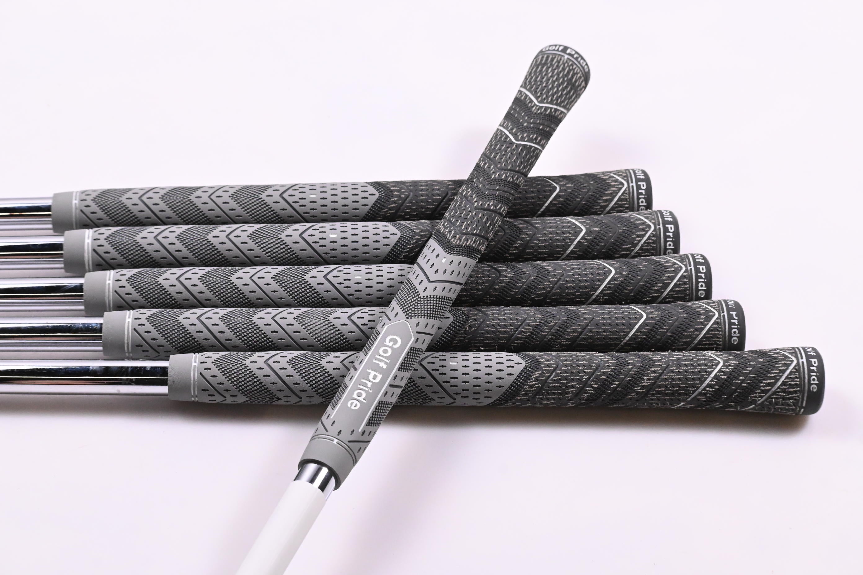 Taylormade P7TW Irons / 5-PW / Stiff Flex Project X Shafts