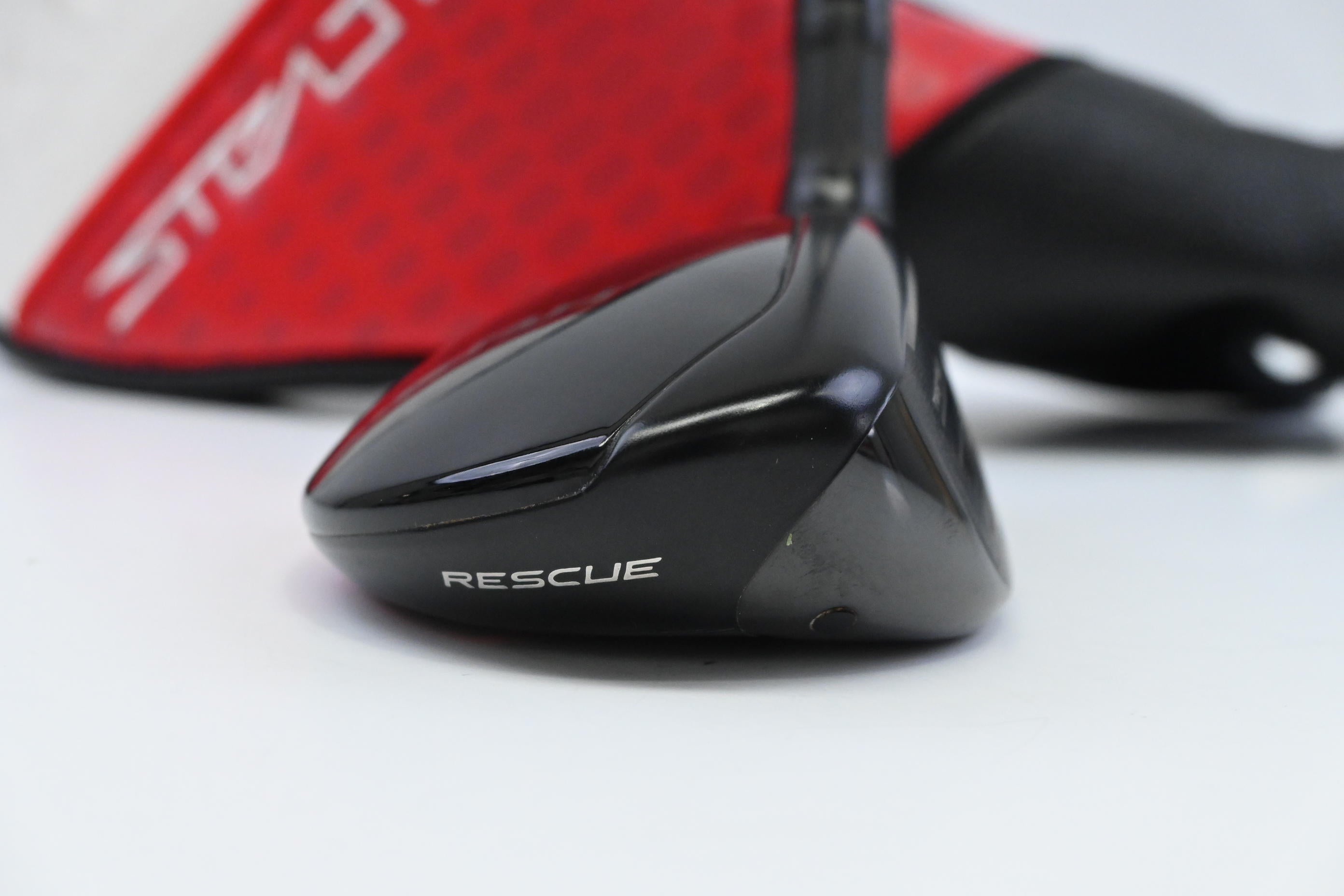 Taylormade Stealth 2 #4 Hybrid / 22 Degree / Stiff Flex Fujikura Ventus TR Red 7
