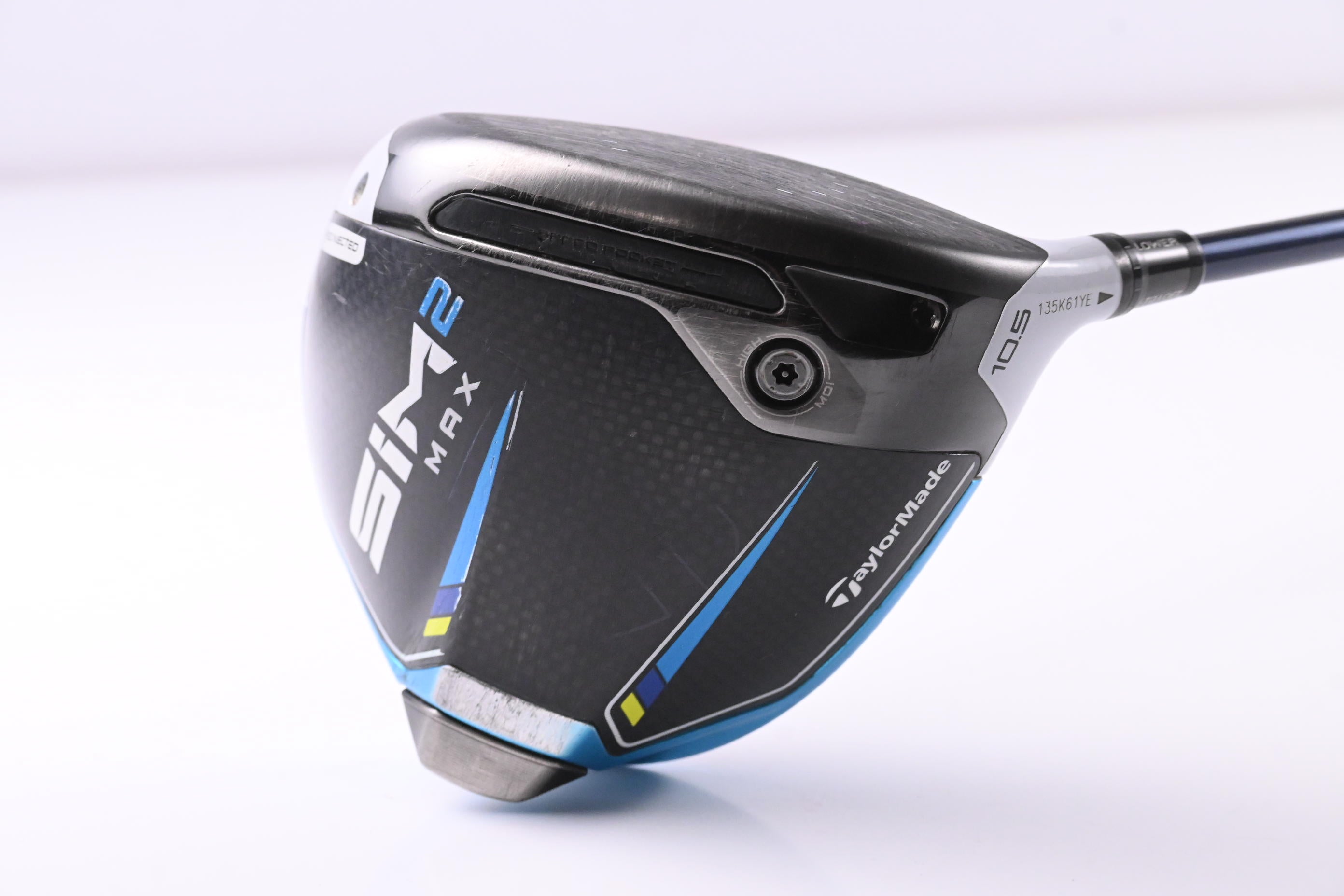 Taylormade SIM2 Max Driver / 10.5 Degree / Regular Flex Ventus Blue 5 Shaft