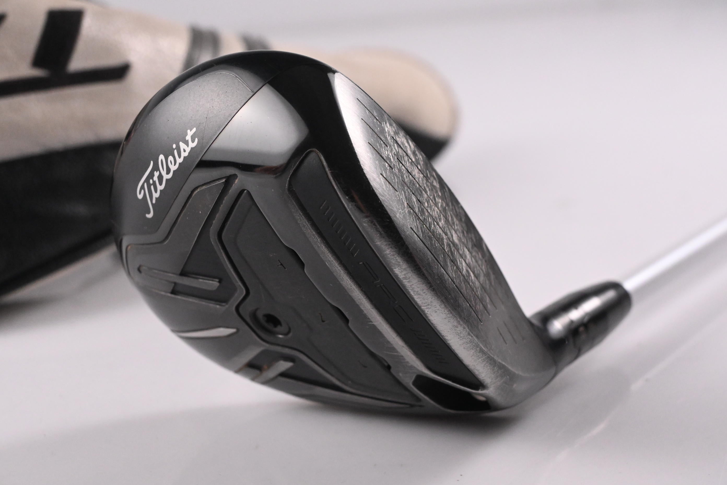 Titleist TSi3 #5 Wood / 18 Degree / Regular Flex Aldila Ascent 45 Shaft