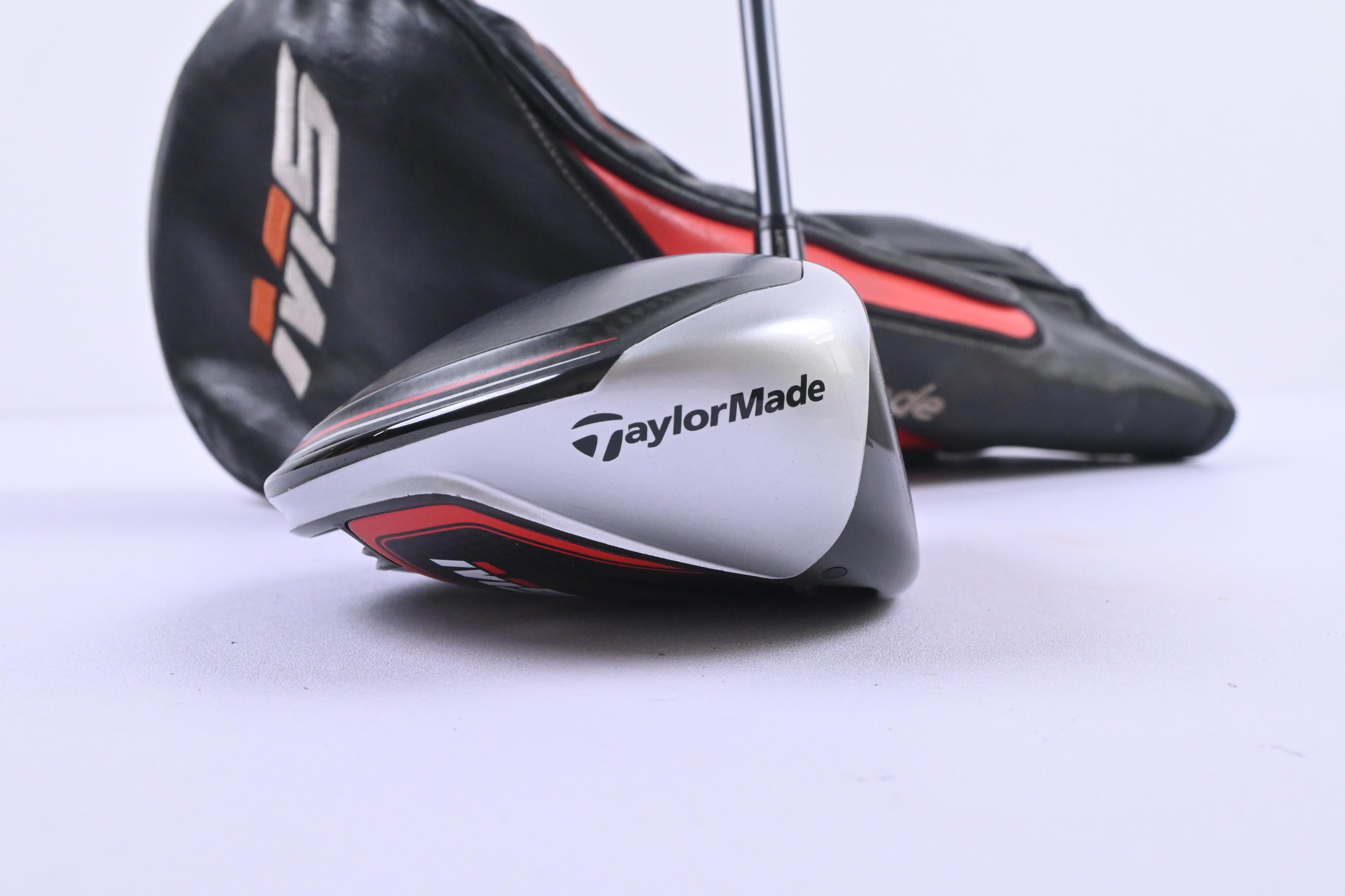 Taylormade M5 Driver / 9 Degree / Stiff Flex Fujikura Speeder Evolution 661