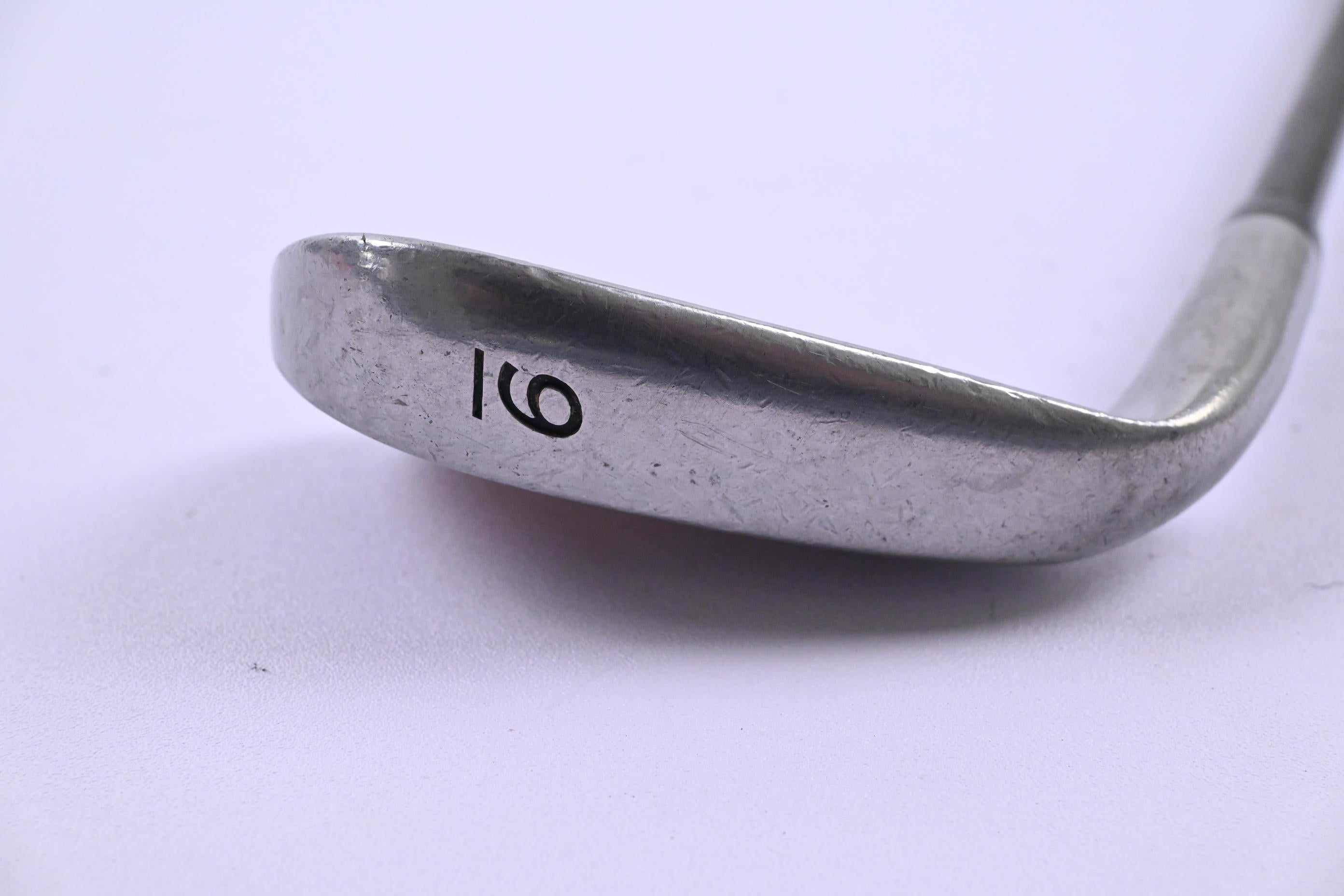 Taylormade Firesole #9 Iron / Regular Flex Taylormade Bubble 80 Shaft