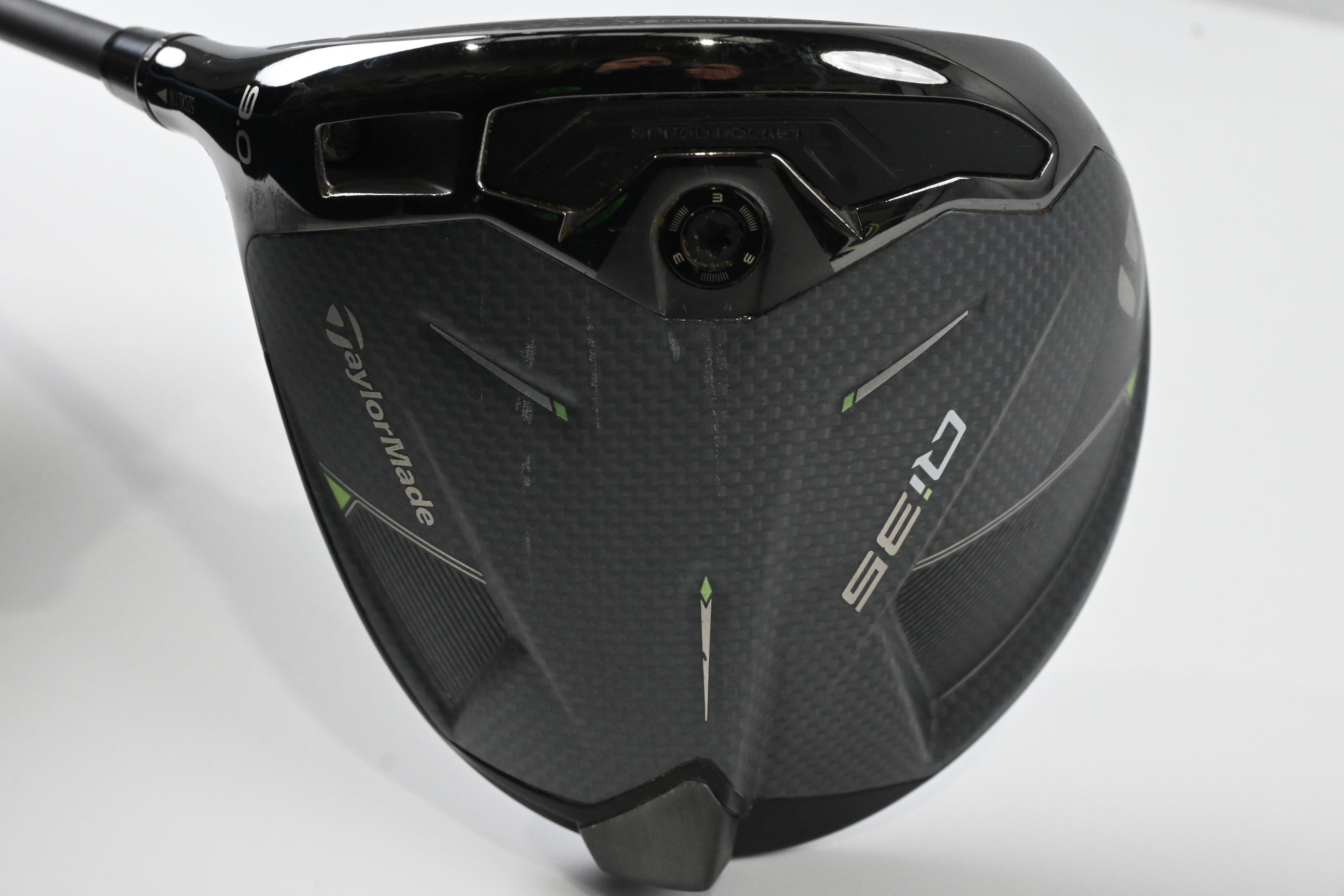 Left Hand Taylormade Qi35 Driver / 9 Degree / X-Flex Kai'Li White 60 Shaft