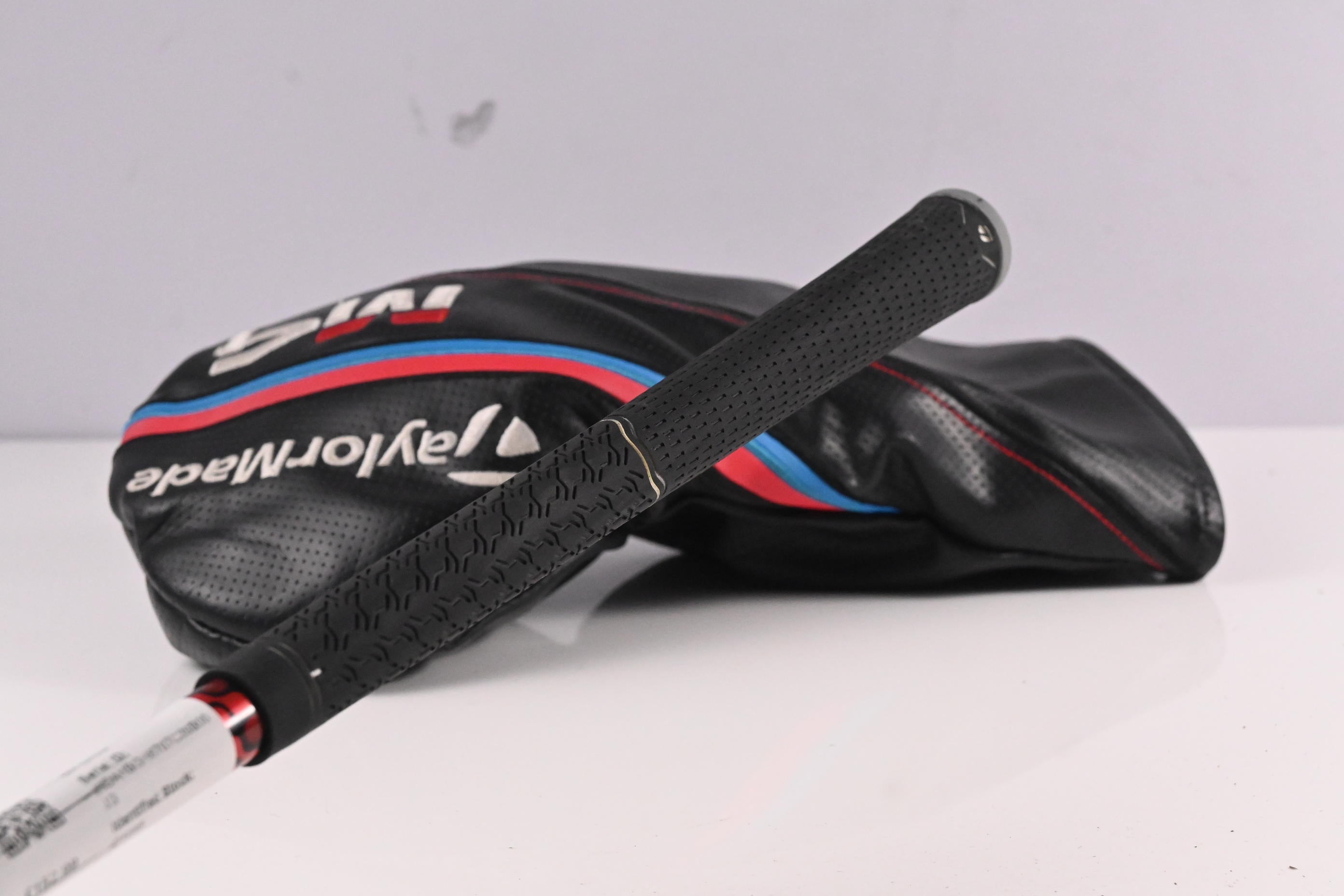 Taylormade M4 Driver / 10.5 Degree / Regular Flex Fujikura Atmos Red 5 Shaft