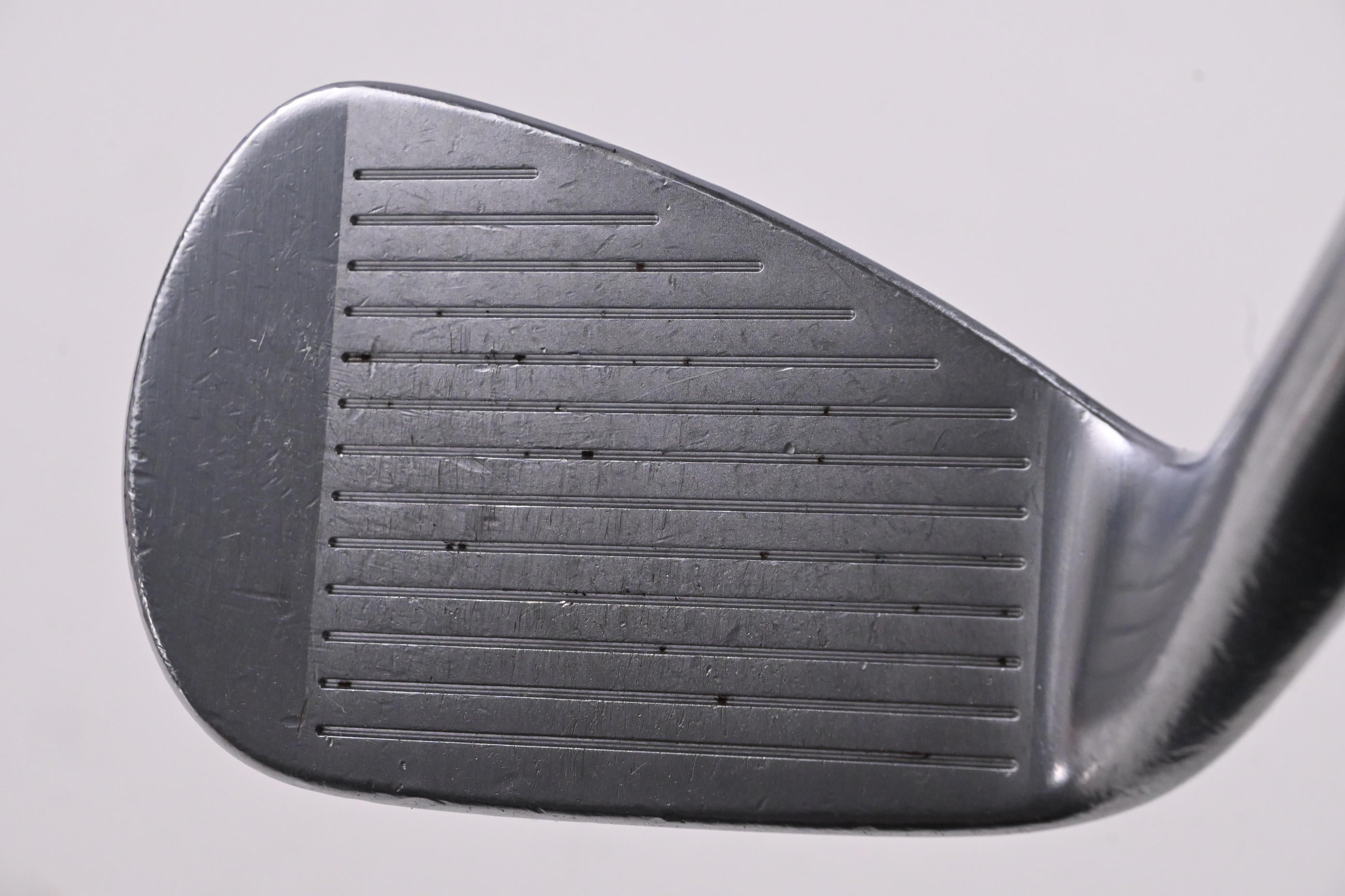 Titleist 718 AP2 #9 Iron / 42 Degree / X-Flex Project X LZ Shaft