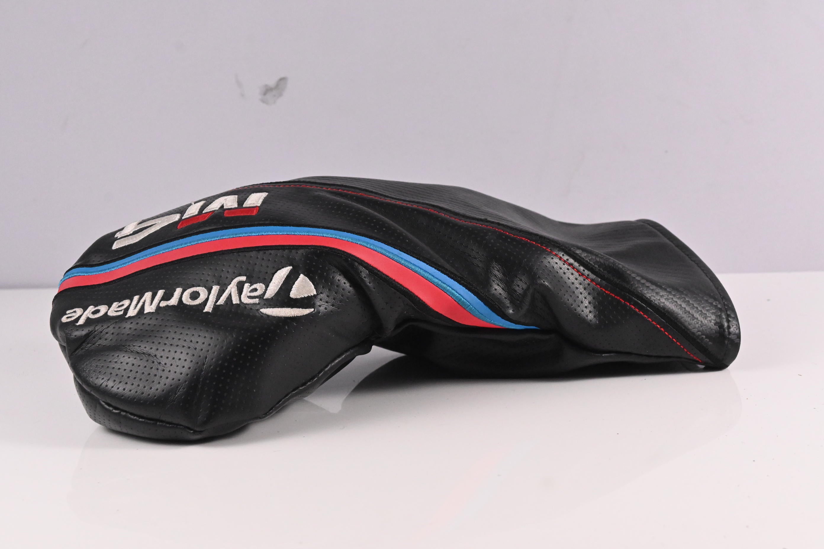 Taylormade M4 Driver / 10.5 Degree / Regular Flex Fujikura Atmos Red 5 Shaft