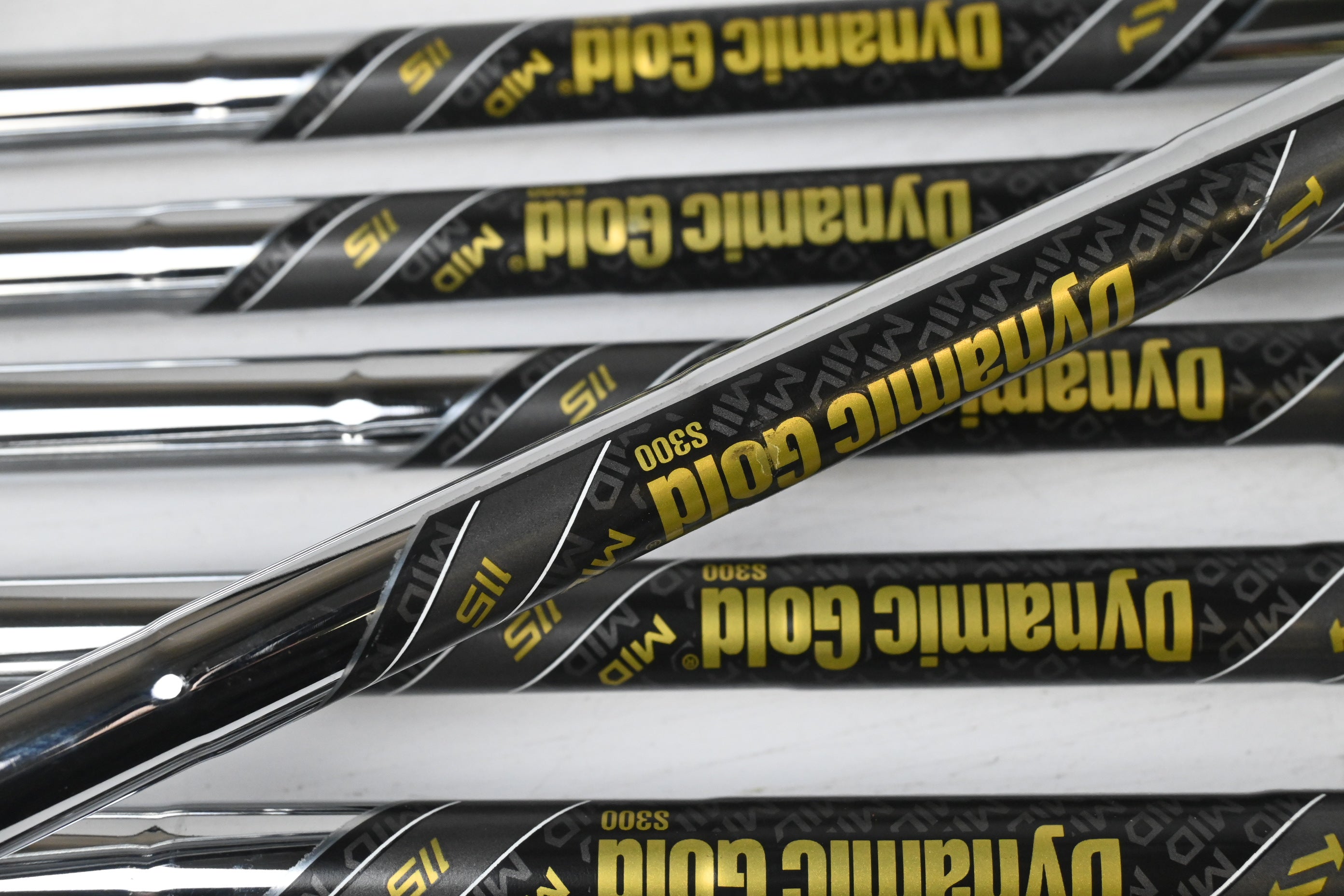 Callaway Apex Pro 24 Irons / 5-PW+GW / Stiff Flex Dynamic Gold Mid 115 Shafts