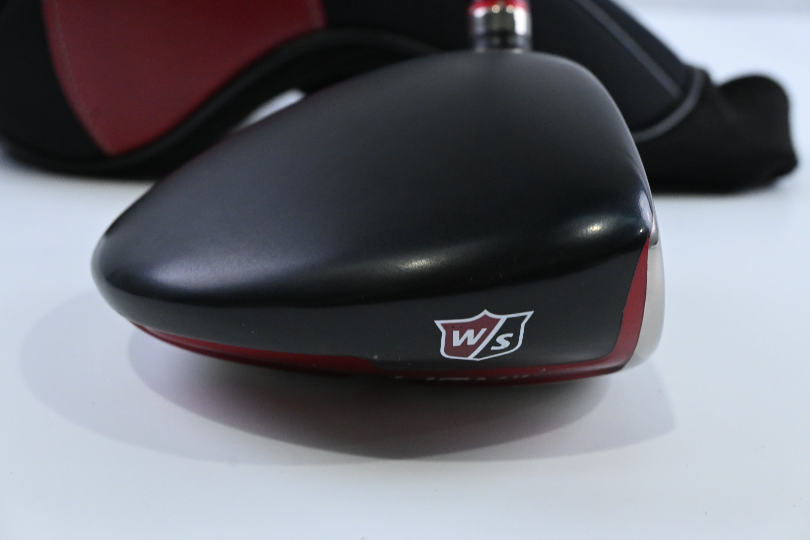Wilson Staff D200 Driver / 10.5 Degree / Regular Flex UST elements chrome 44f
