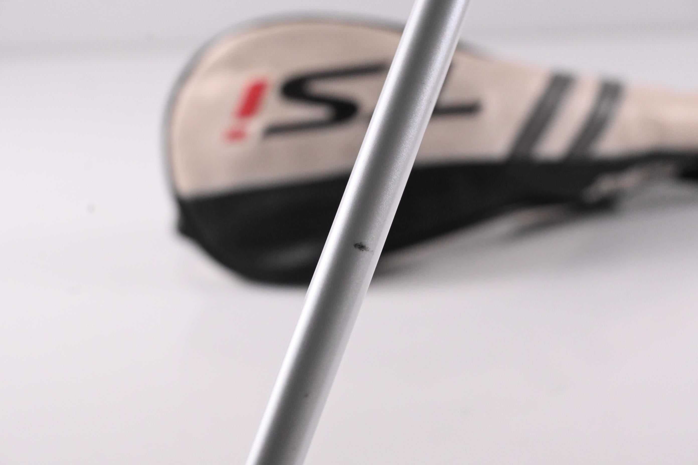 Titleist TSi3 #5 Wood / 18 Degree / Regular Flex Aldila Ascent 45 Shaft