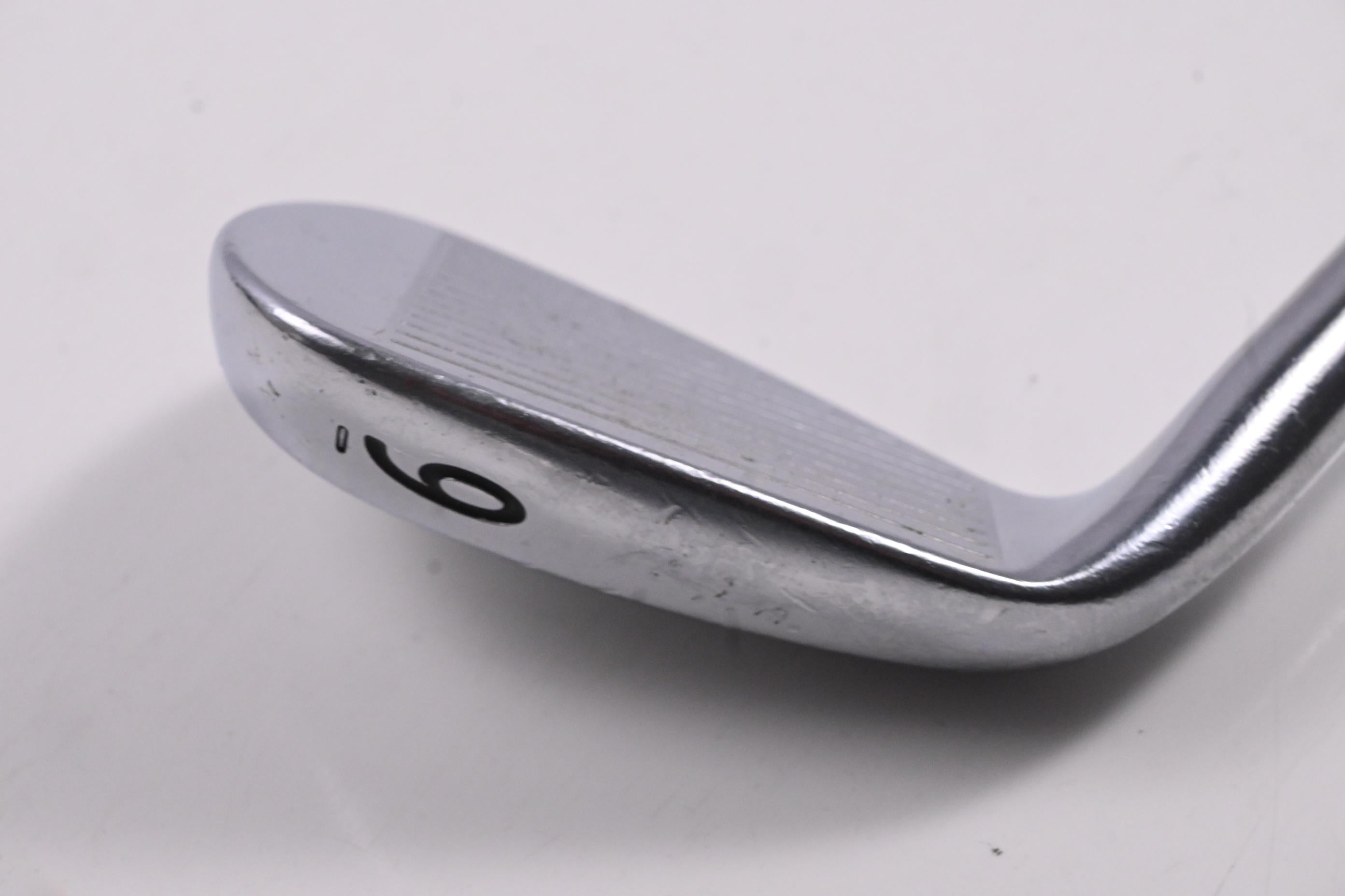 Titleist 718 AP2 #9 Iron / 42 Degree / X-Flex Project X LZ Shaft