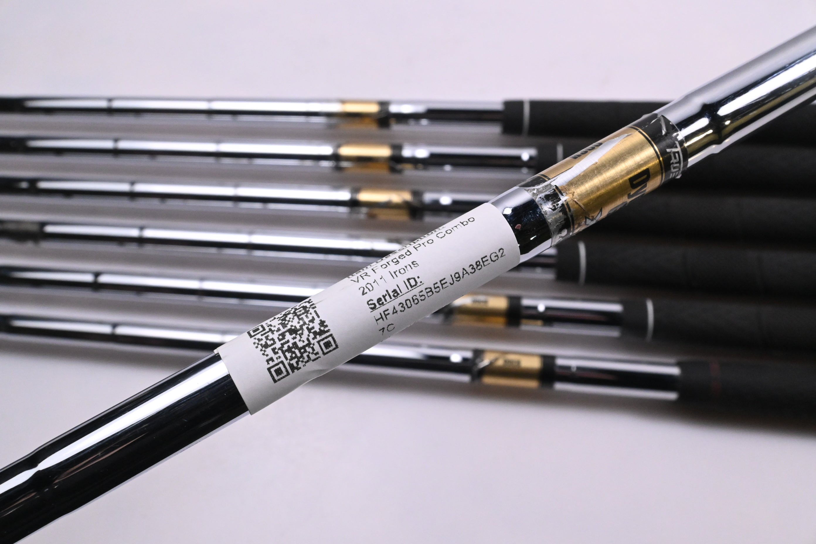 Nike VR Forged Pro Combo 2011 Irons / 4-PW / Regular Flex Dynamic Gold XP R300