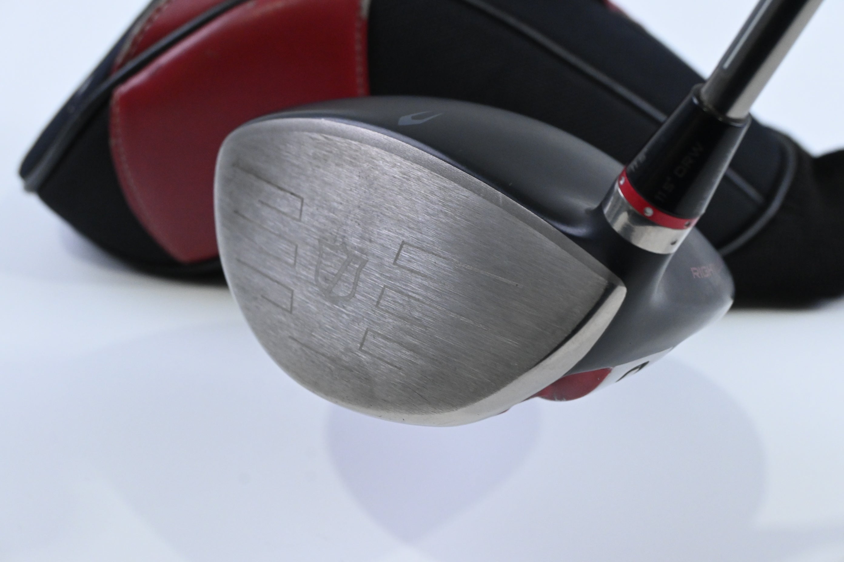 Wilson Staff D200 Driver / 10.5 Degree / Regular Flex UST elements chrome 44f