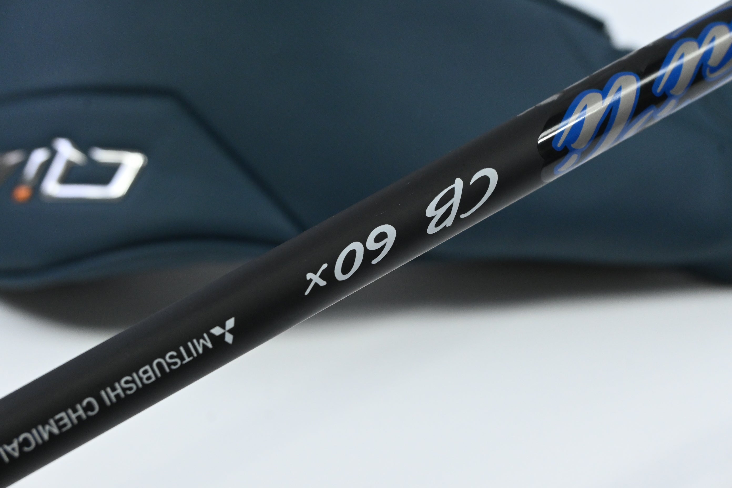 Taylormade Qi4D Driver / 9 Degree / X-Flex Kai'li Dark Waves Blue 60 Shaft