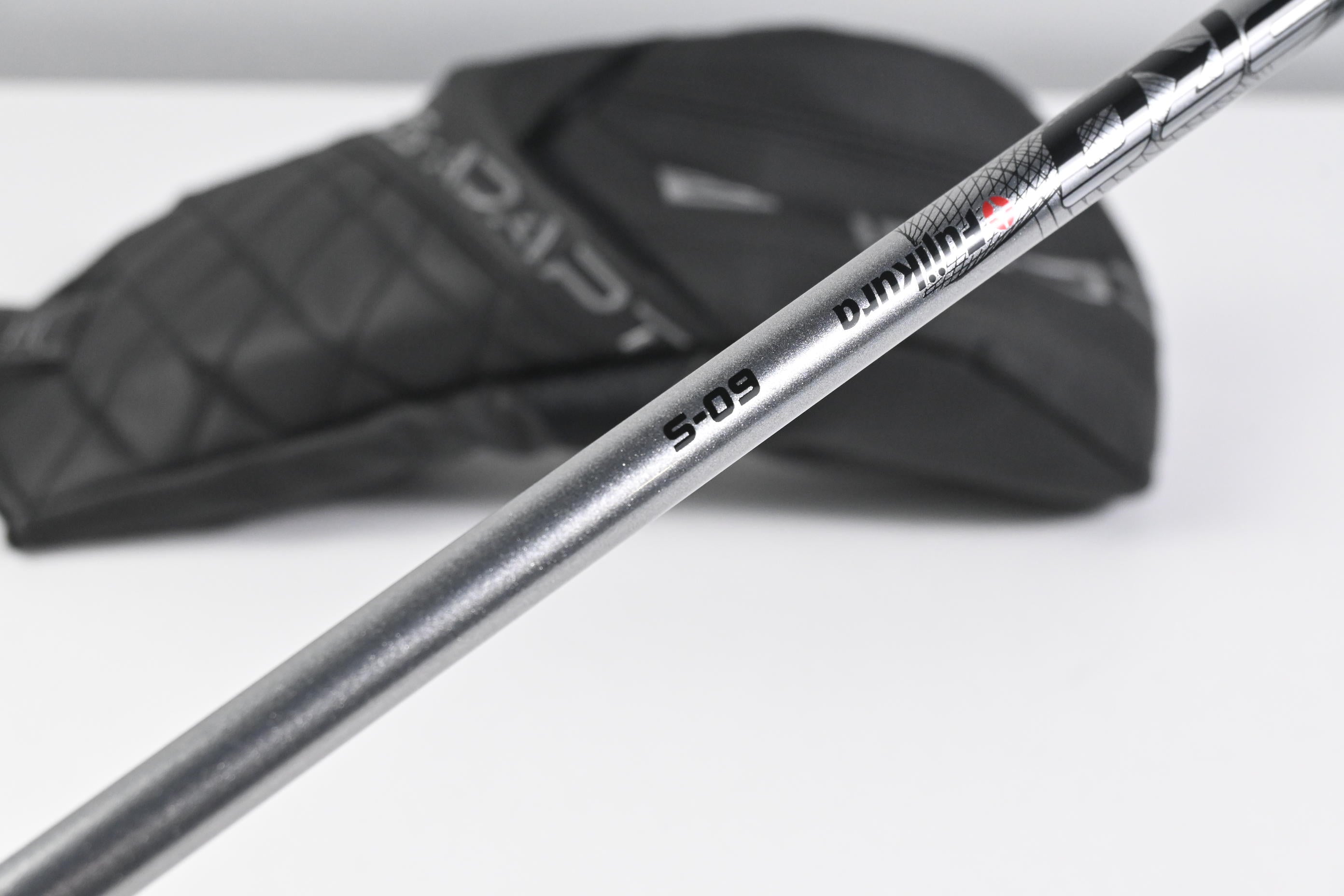 Cobra DS-Adapt LS Driver / 10.5 Degree / Stiff Flex Fujikura Pro 60 Shaft