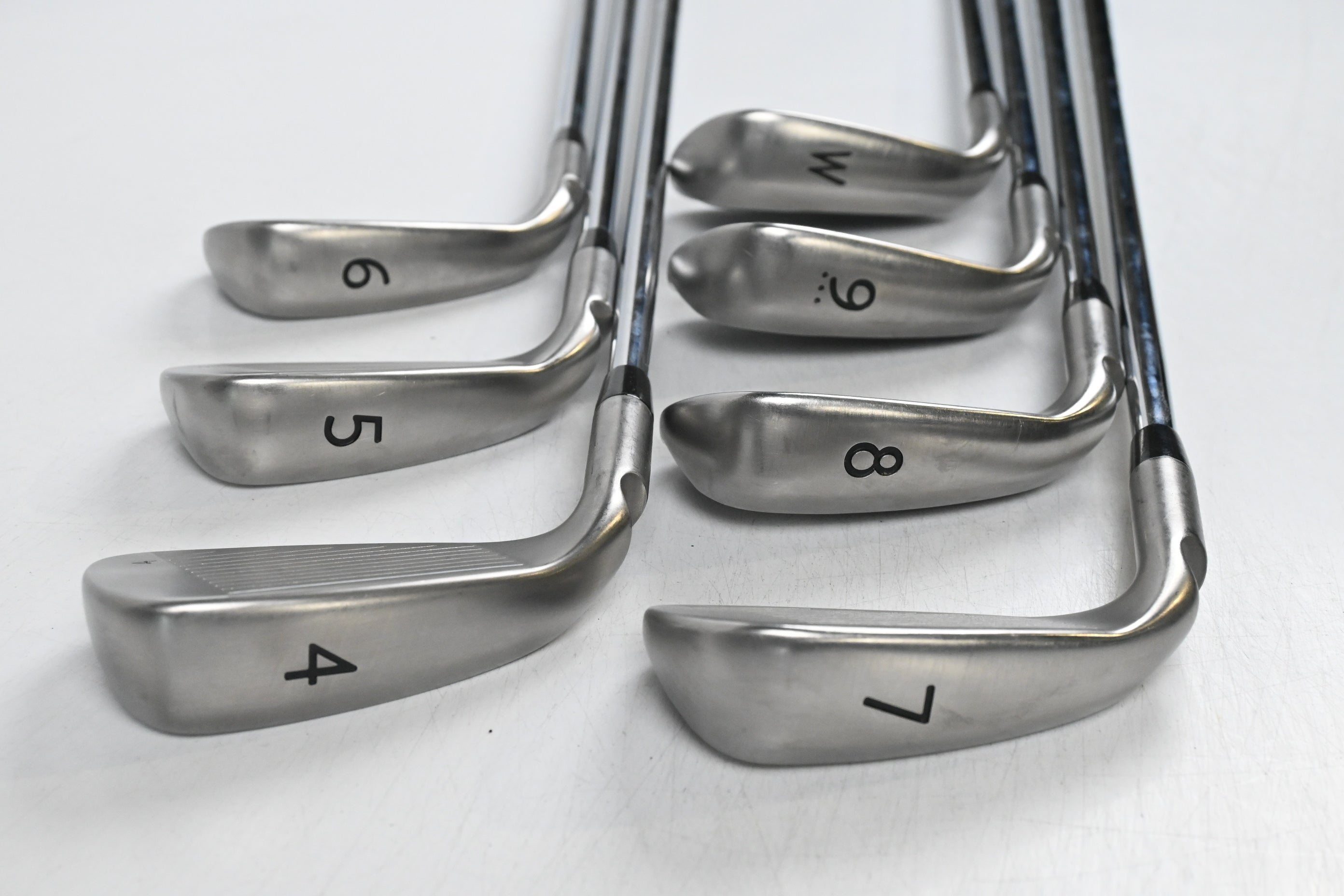 Ping G Series Irons / 4-PW / Blue Dot / Regular Flex Ping AWT 2.0 Shafts