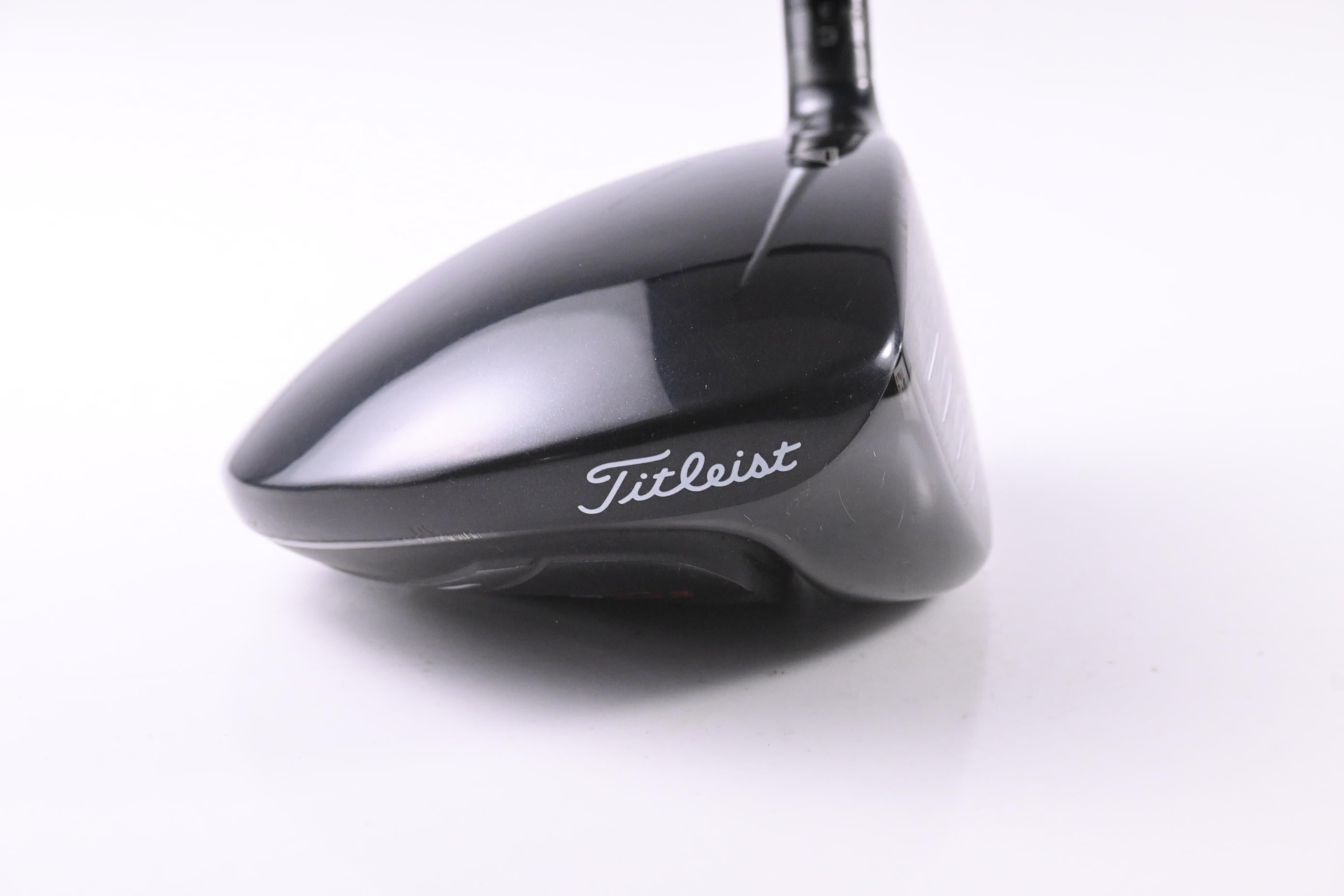 Titleist 915 D3 Driver / 9.5 Degree / Stiff Flex Aldila Rogue Silver 60 Shaft