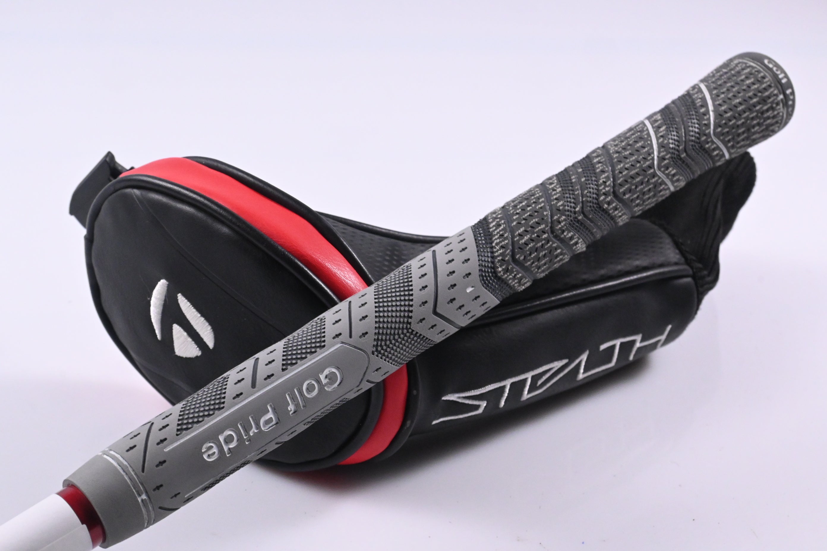 Taylormade Stealth Plus #2 Hybrid / 17 Degree / X-Flex HZRDUS Smoke Red RDX 80