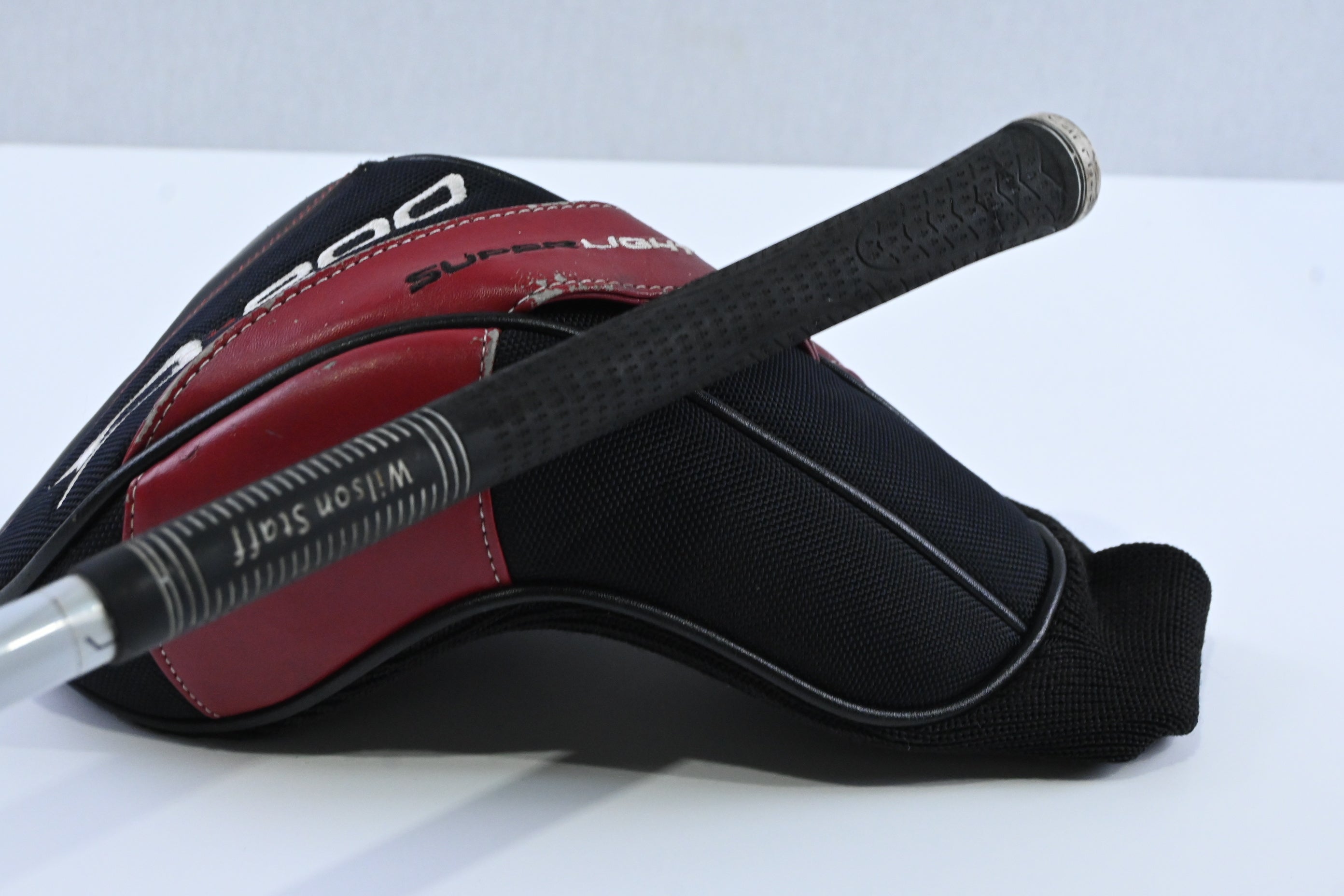 Wilson Staff D200 Driver / 10.5 Degree / Regular Flex UST elements chrome 44f