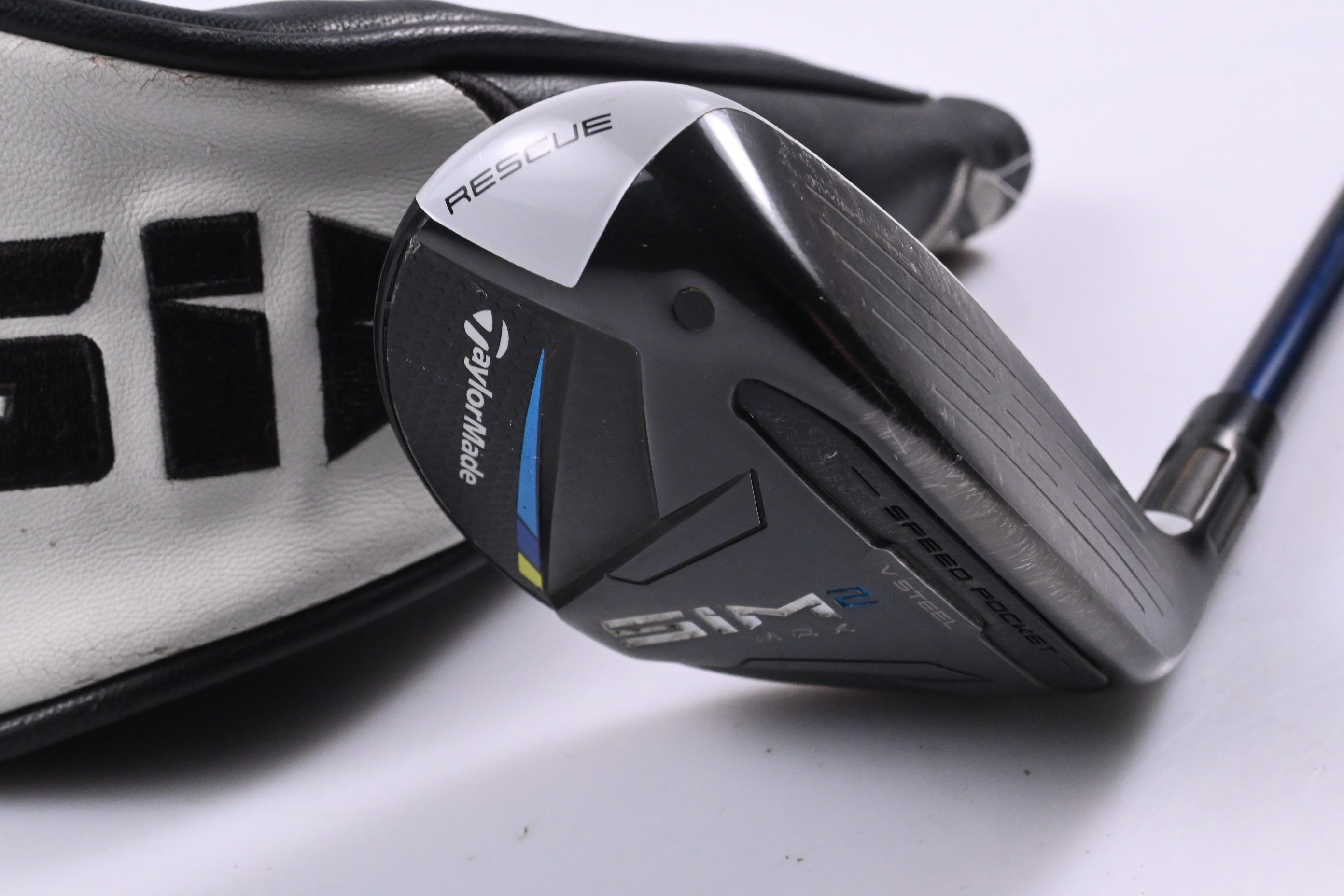 Taylormade SIM2 Max #3 Hybrid / 19 Degree / Stiff Flex Fujikura Ventus Blue 7