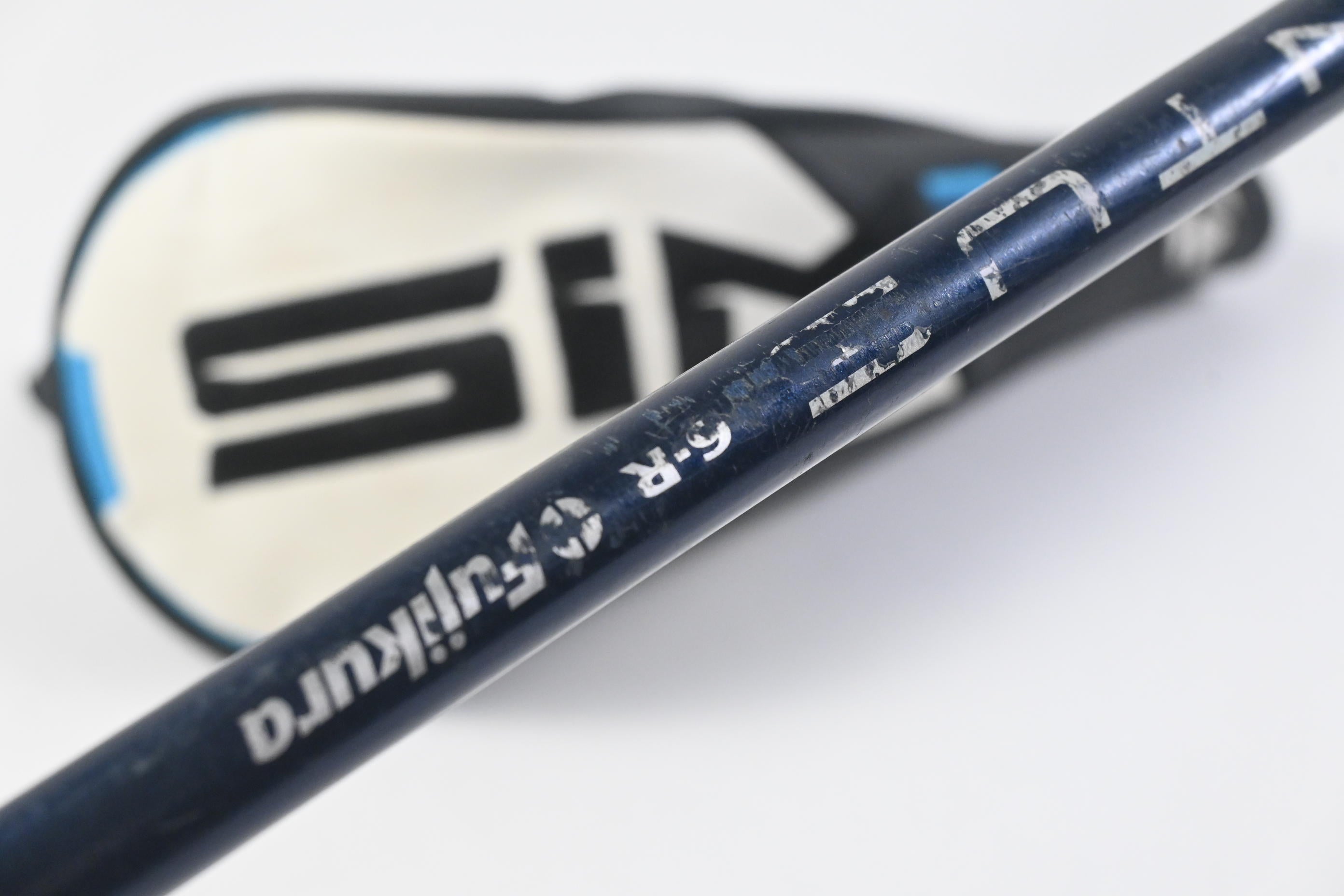 Taylormade SIM2 Max #3 Hybrid / 19 Degree / Regular Flex Fujikura Ventus Blue 6