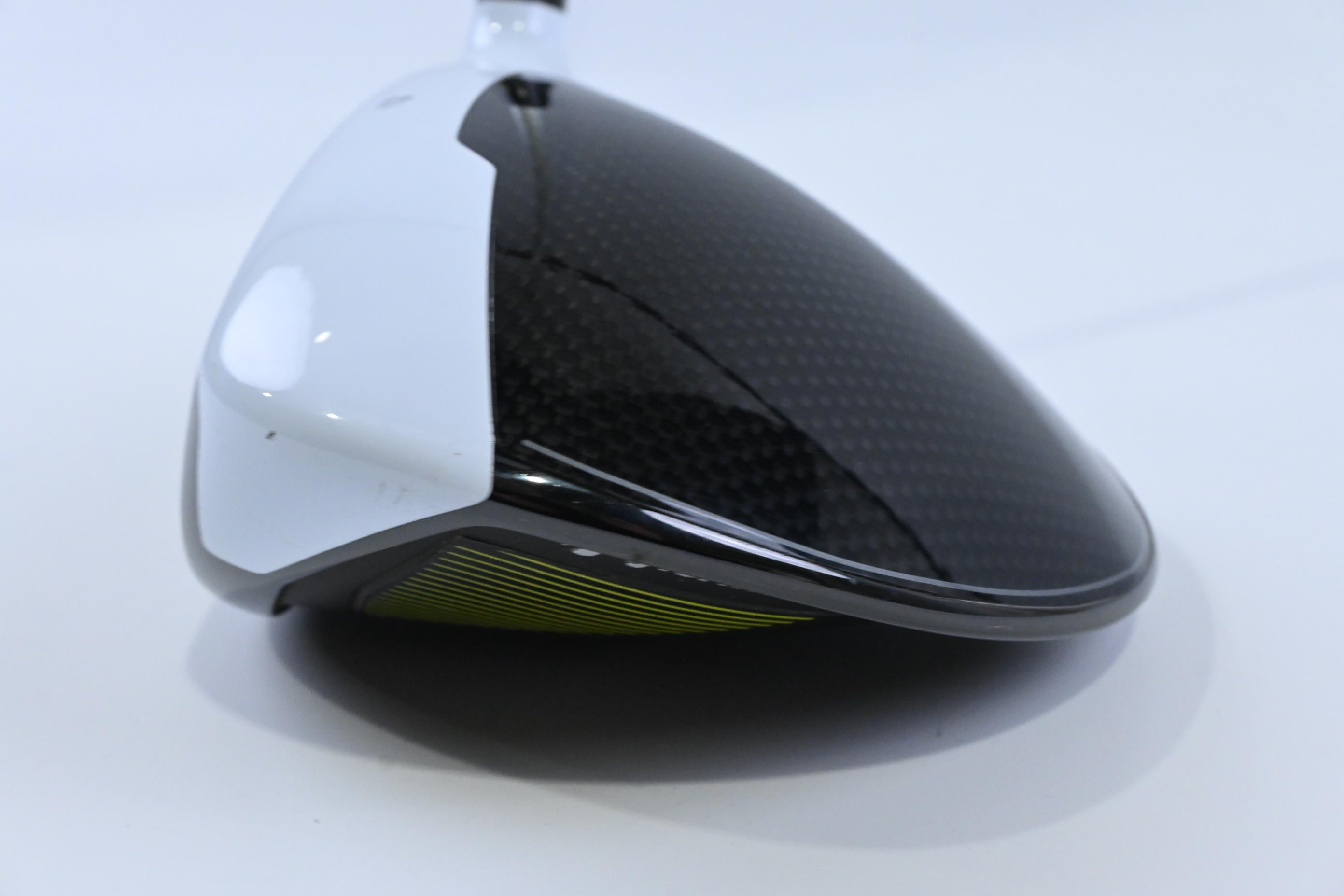 Left Hand Taylormade M2 2017 Driver / 10.5 Degree / Stiff Flex Aldila Rogue 60