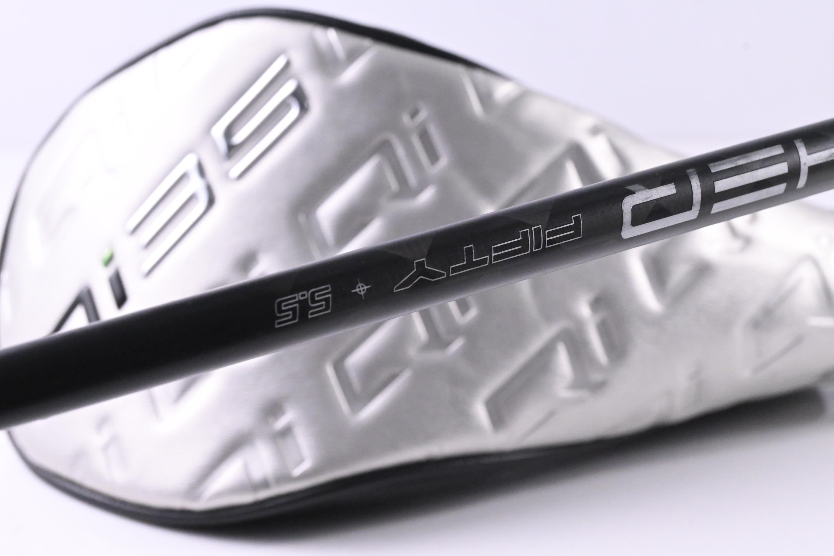 Taylormade Qi35 Driver / 10.5 Degree / Regular Flex Cypher 2.0 50 Shaft