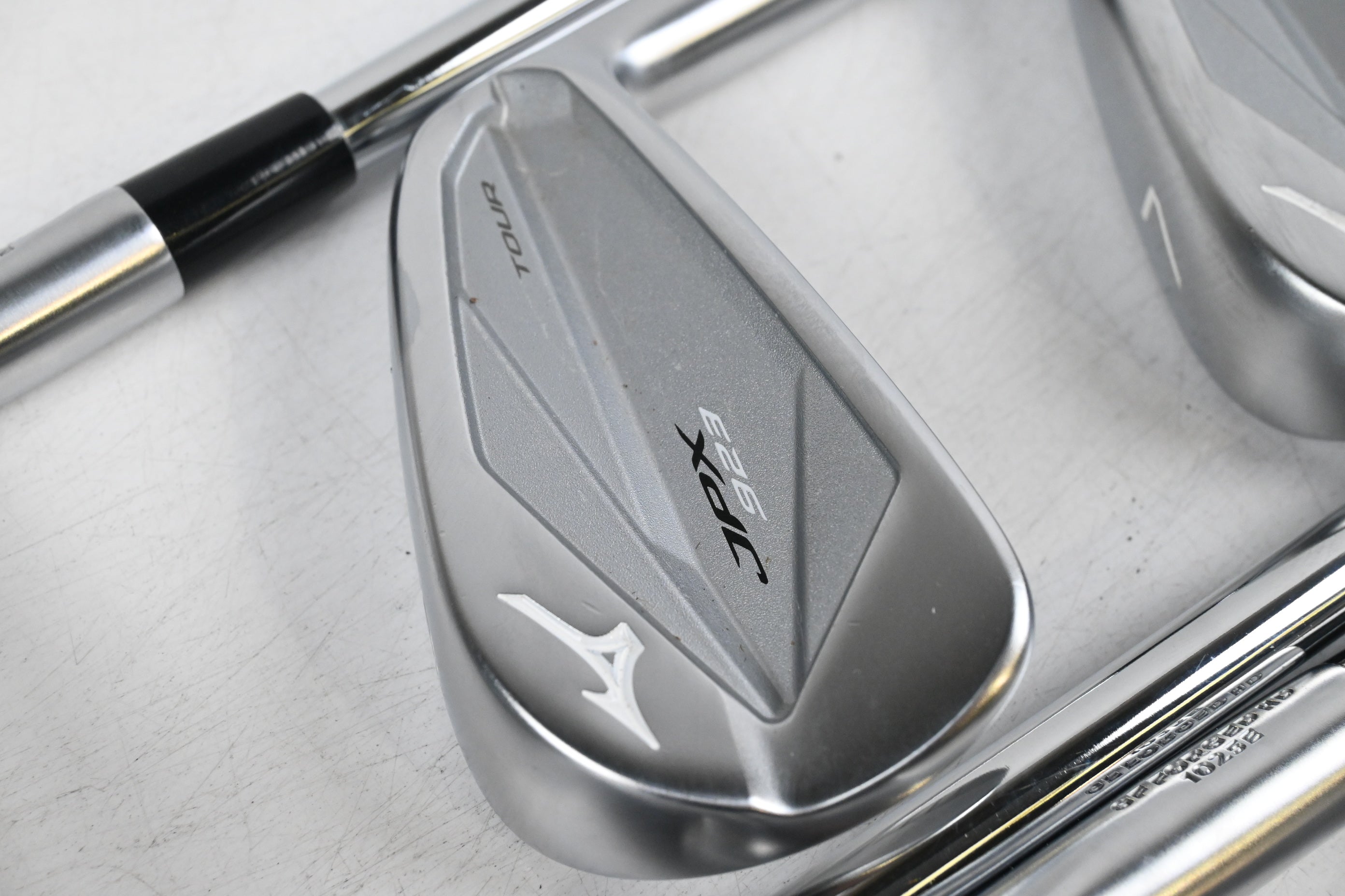 Mizuno JPX 923 Tour Irons / 5-PW / Stiff Flex KBS $-Taper Lite 100 Shafts