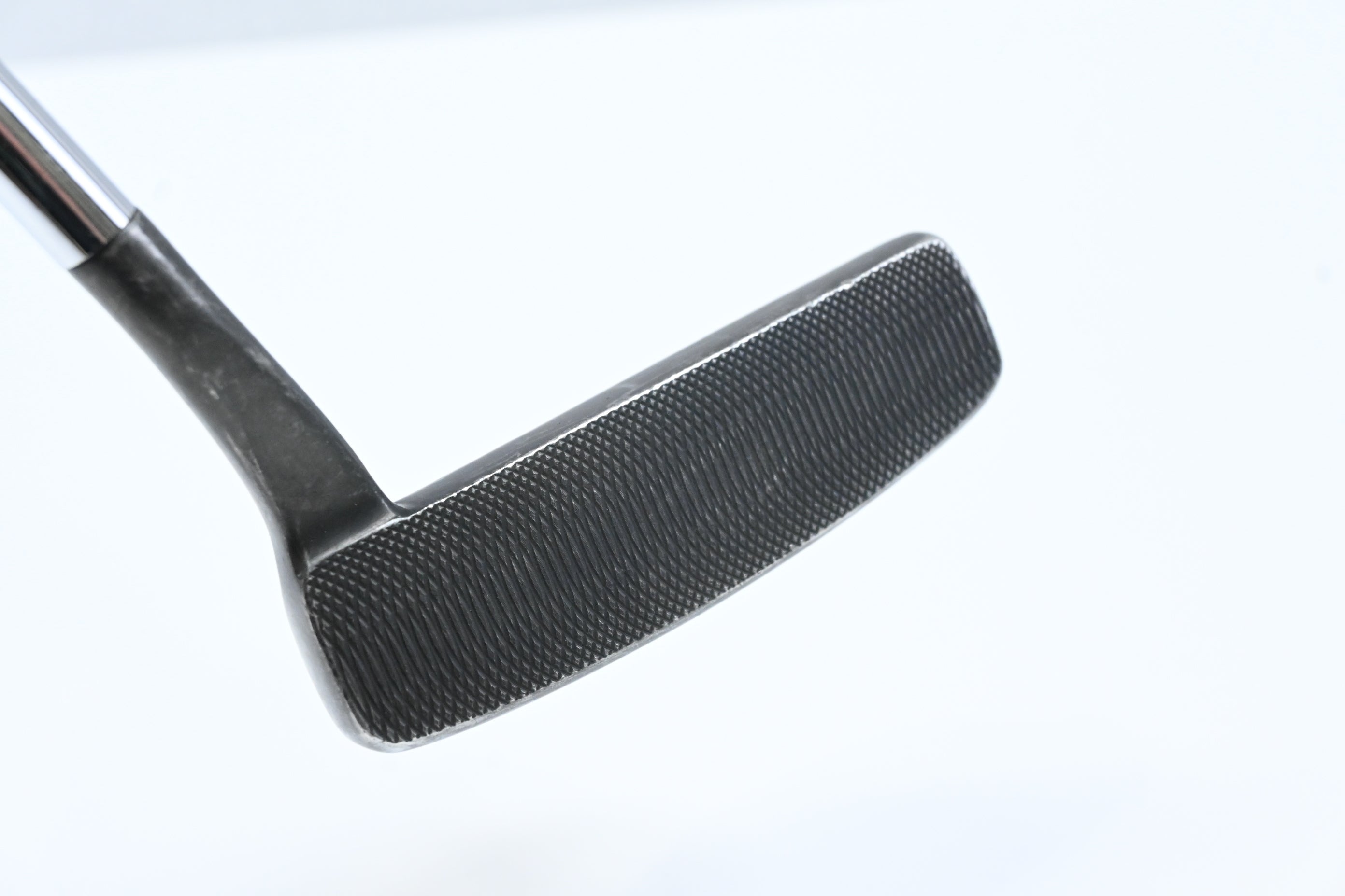 Left Hand Wilson Infinite Grant Park Putter / 35 Inch