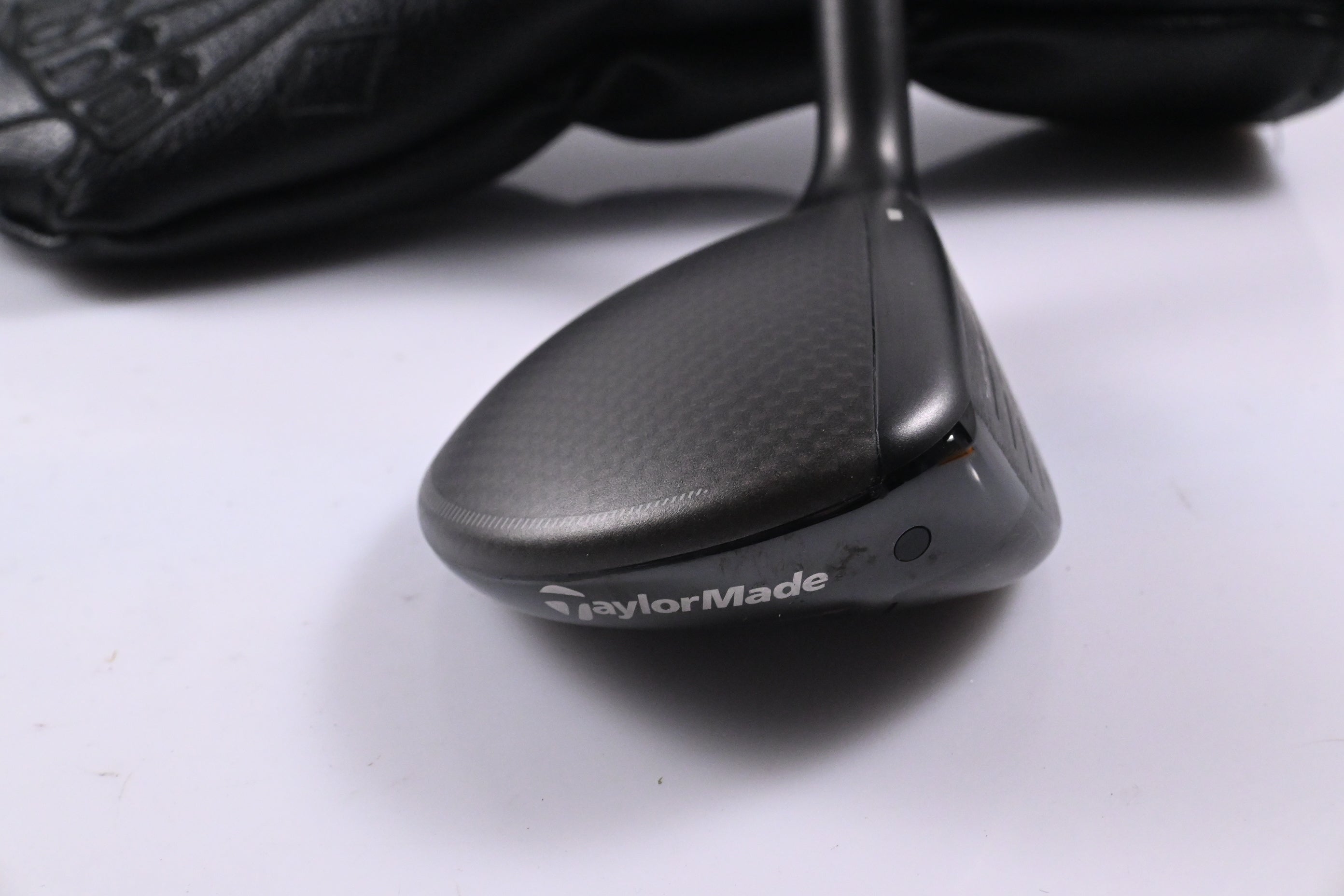 Taylormade Qi4D Max #4 Hybrid / 23 Degree / Regular Flex Reax 45 Shaft