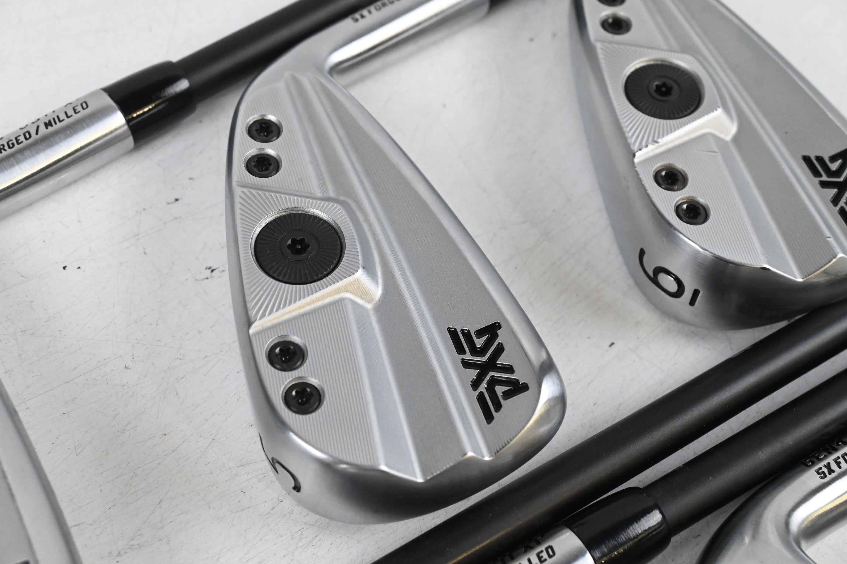PXG 0311 XP Gen4 Irons / 4-PW / Regular Flex MMT Black 70 Shafts