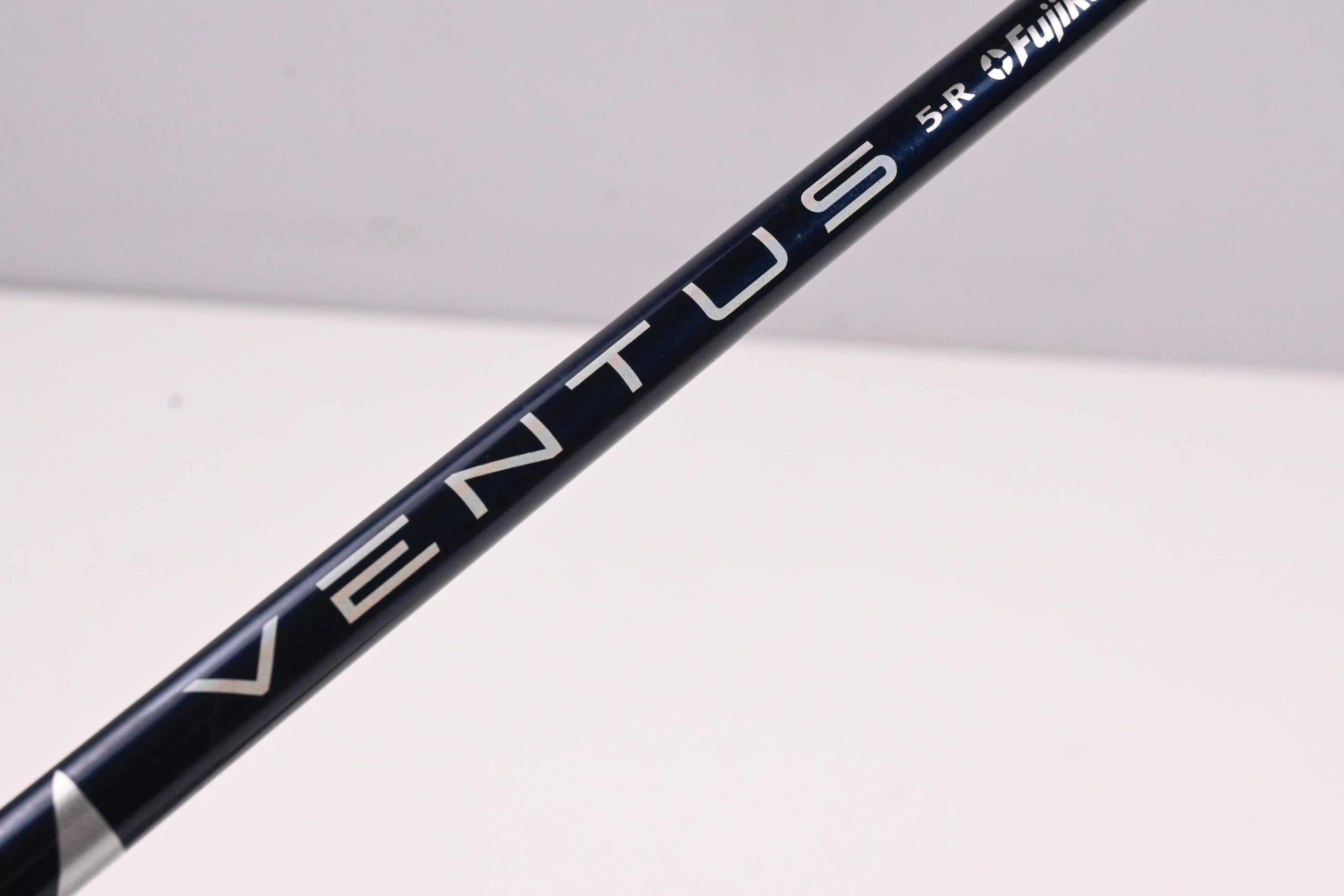 Fujikura Ventus Blue 5 Driver Shaft / Regular Flex / Taylormade 2nd Gen