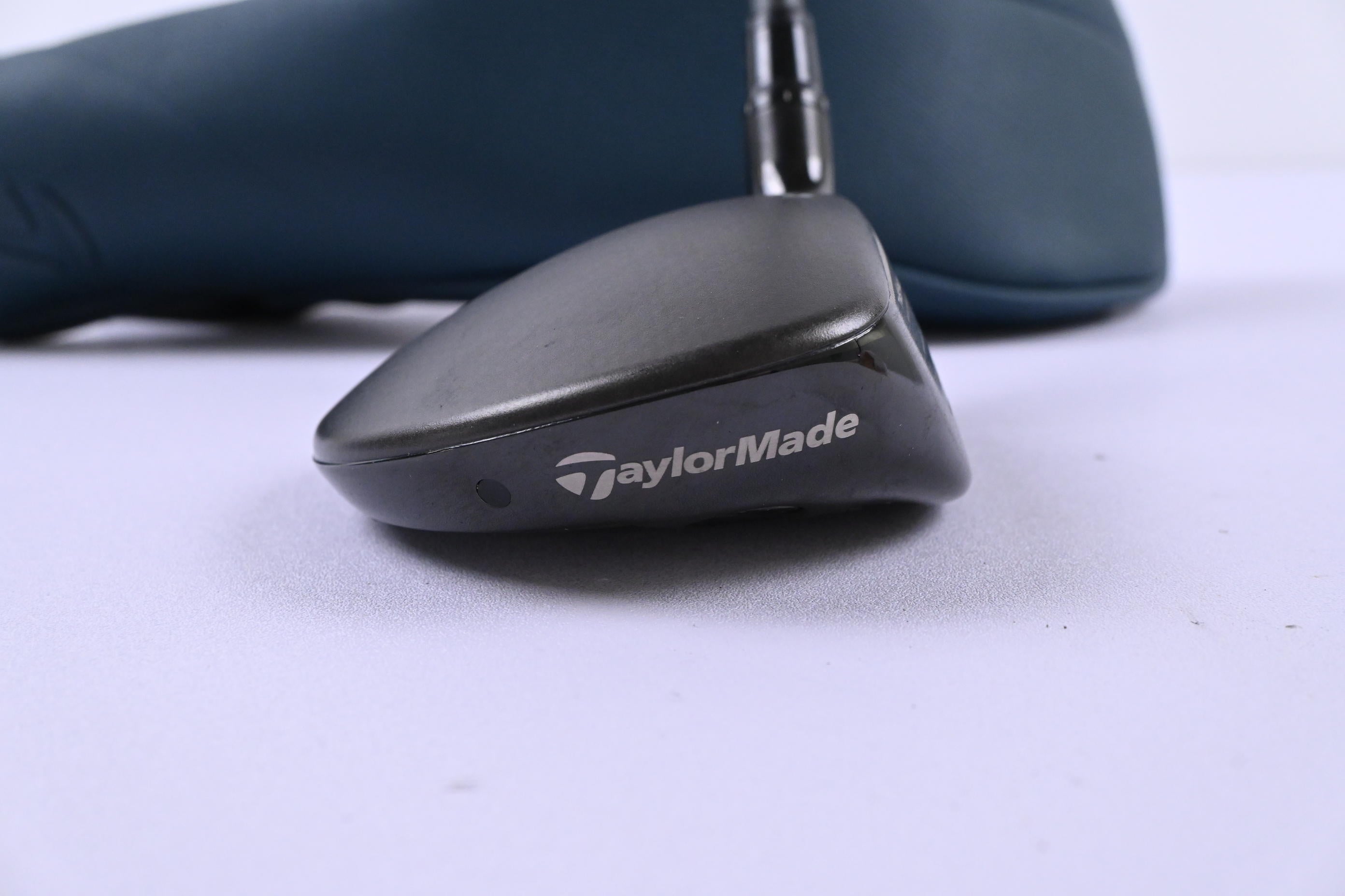 Taylormade Qi4D Tour #5 Wood / 18 Degree / Stiff Flex HZRDUS Smoke Green 70
