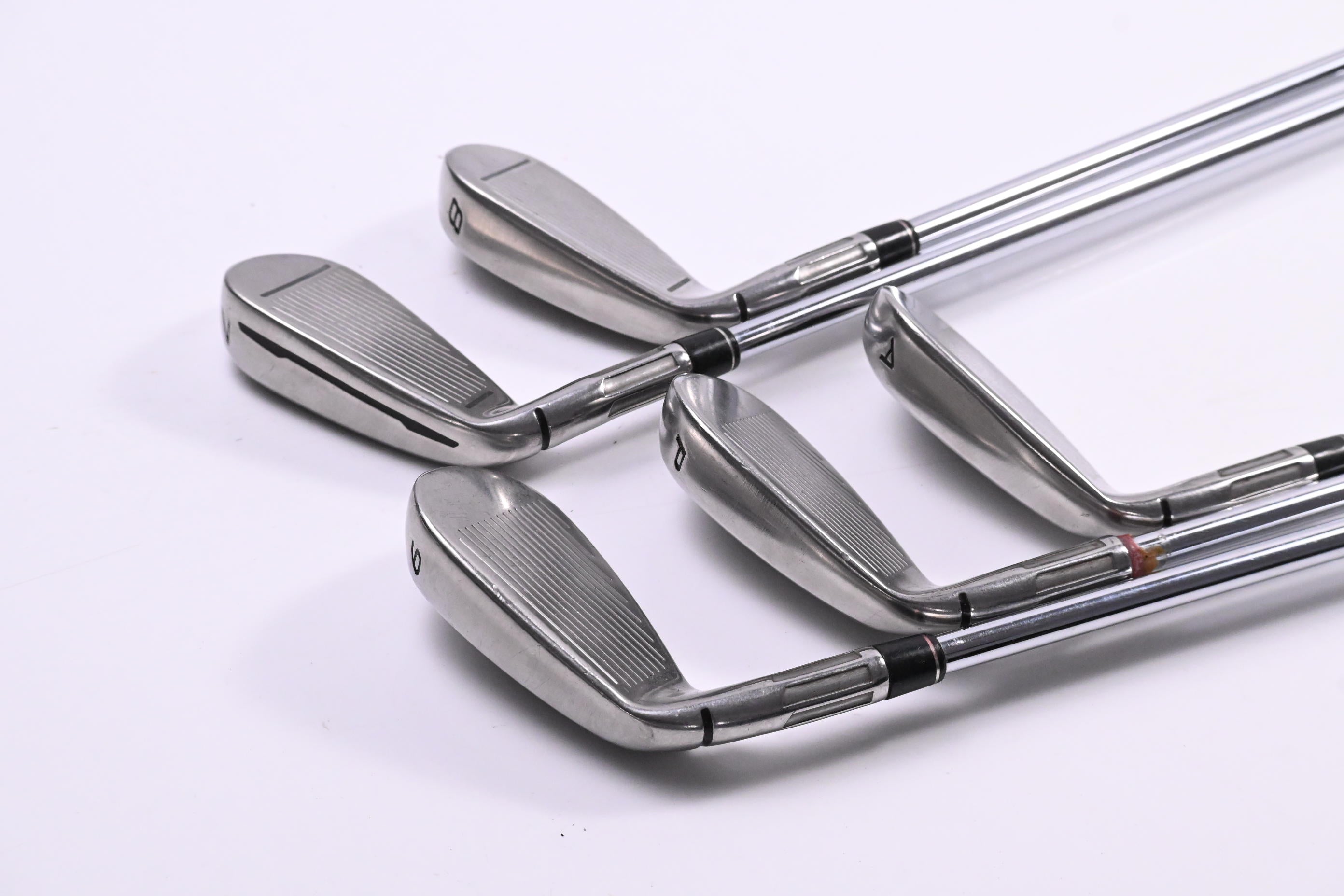 Taylormade M2 2017 Irons / 7-PW+GW / Regular Flex Reax 88 Shafts