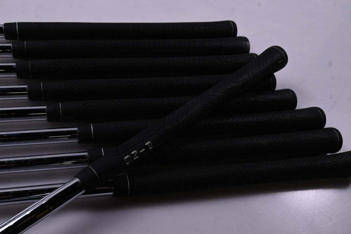 Ping G2 Irons / 3-PW+SW / Black Dot / Regular Flex Ping Shafts