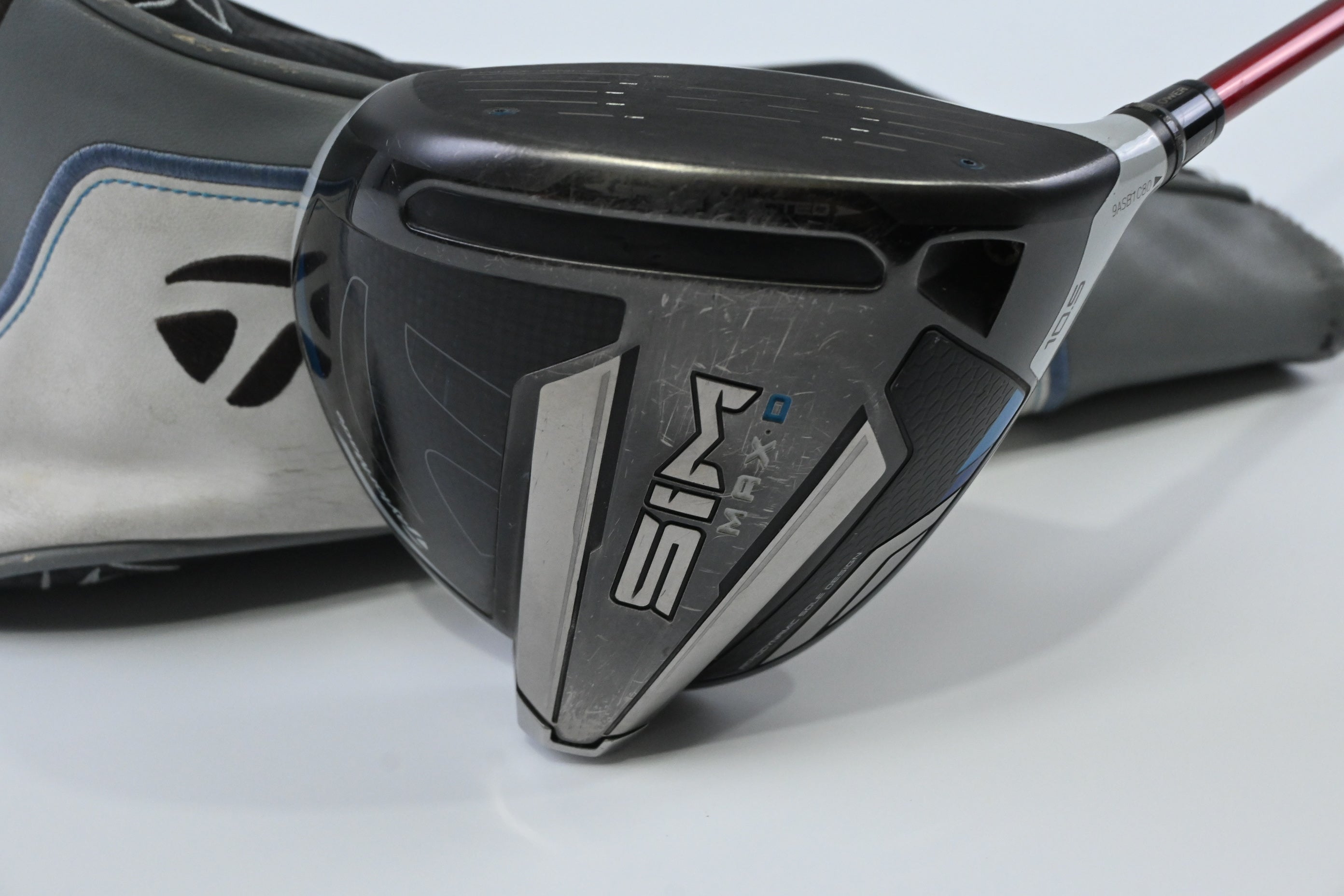 Taylormade SIM Max D Driver / 10.5 Degree / Regular Flex Fujikura Ventus Red 5