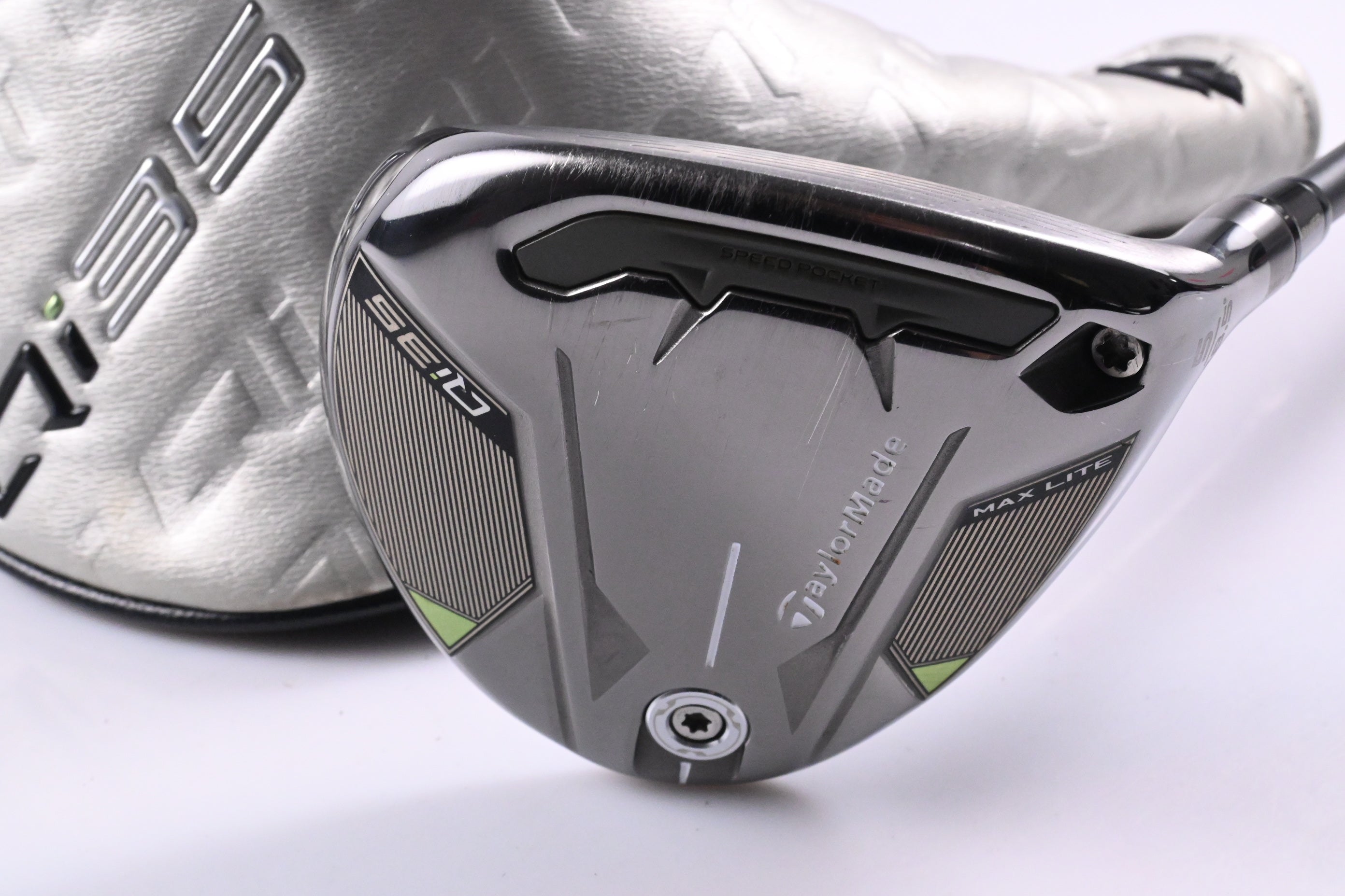 Taylormade Qi35 Max Lite #5 Wood / 18.5 Degree / Regular Flex Vanquish 4 Shaft