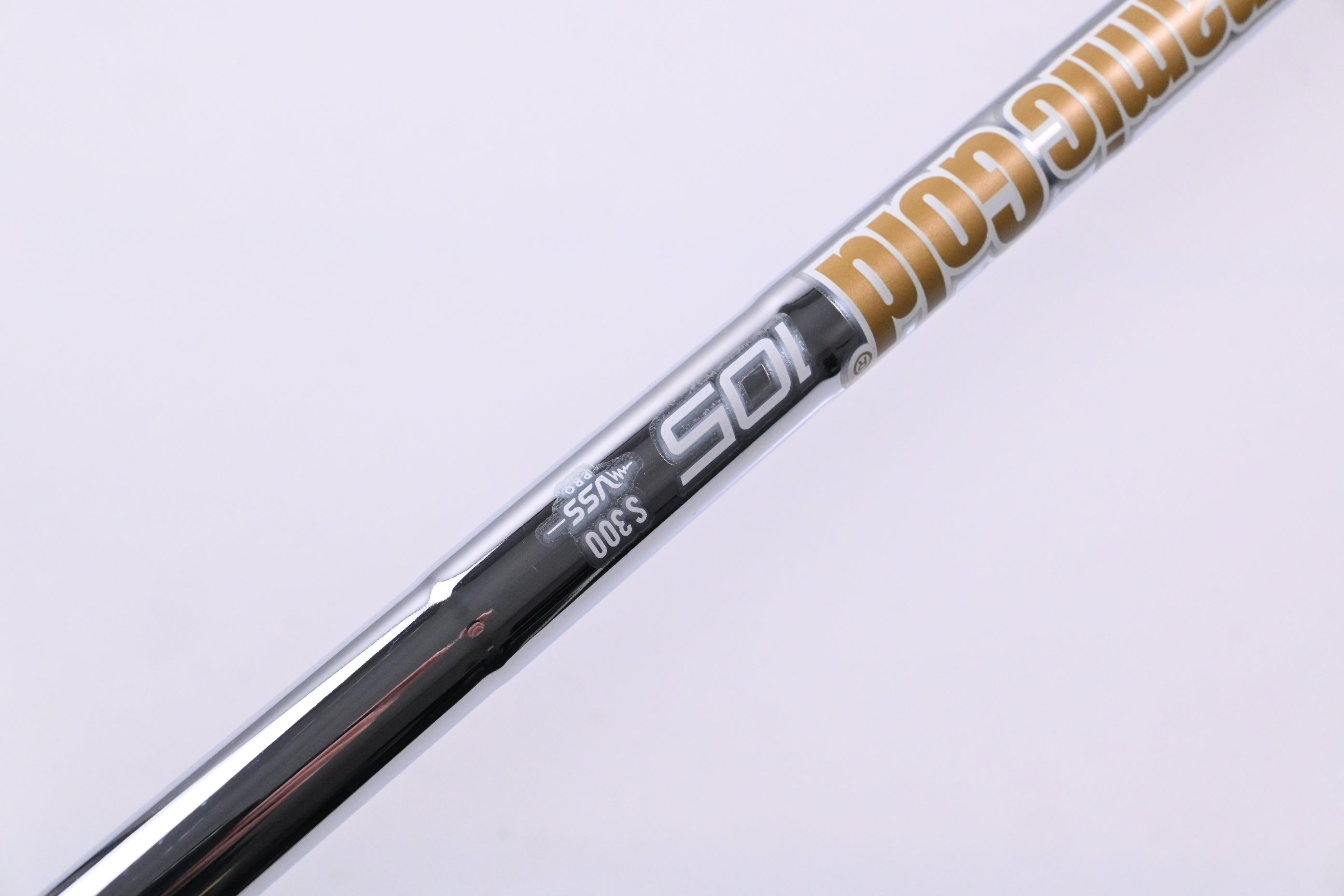 Wilson D9 Forged #4 Iron / 21.5 Degree / Stiff Flex Dynamic Gold 105 S300 Shaft