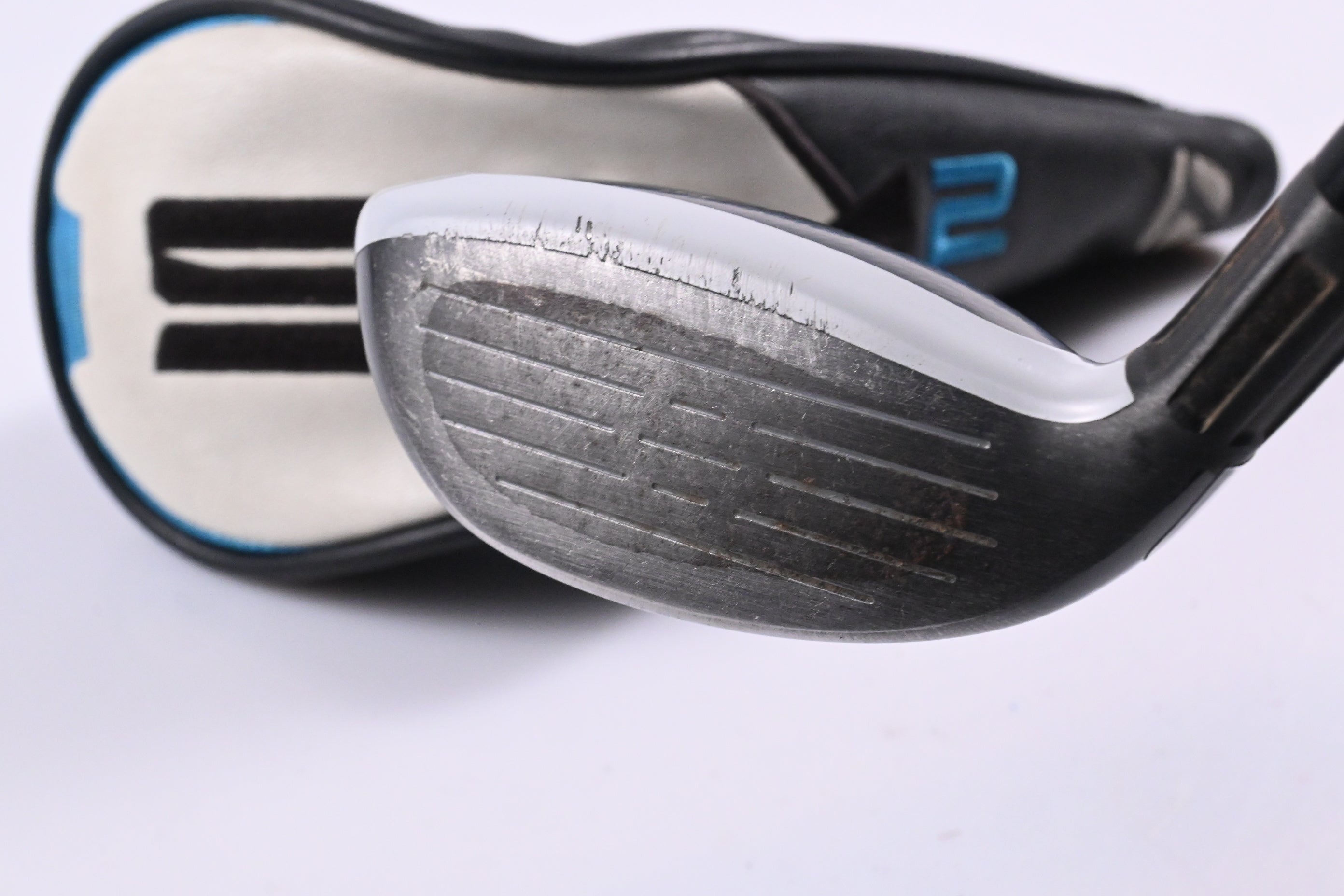 Taylormade SIM2 Max #3 Hybrid / 19 Degree / Regular Flex Fujikura Ventus Blue 6