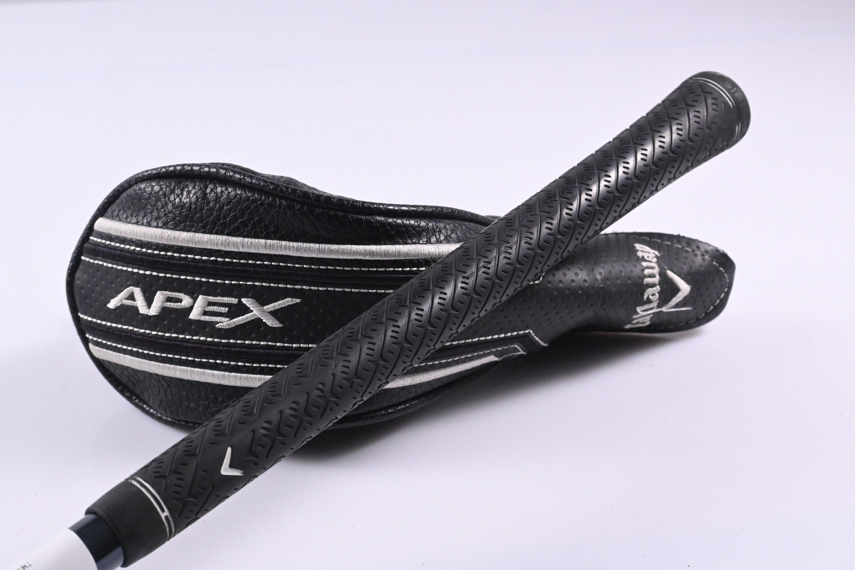 Callaway Apex 21 #4 Hybrid / 21 Degree / Regular Flex UST Recoil Dart 75 Shaft