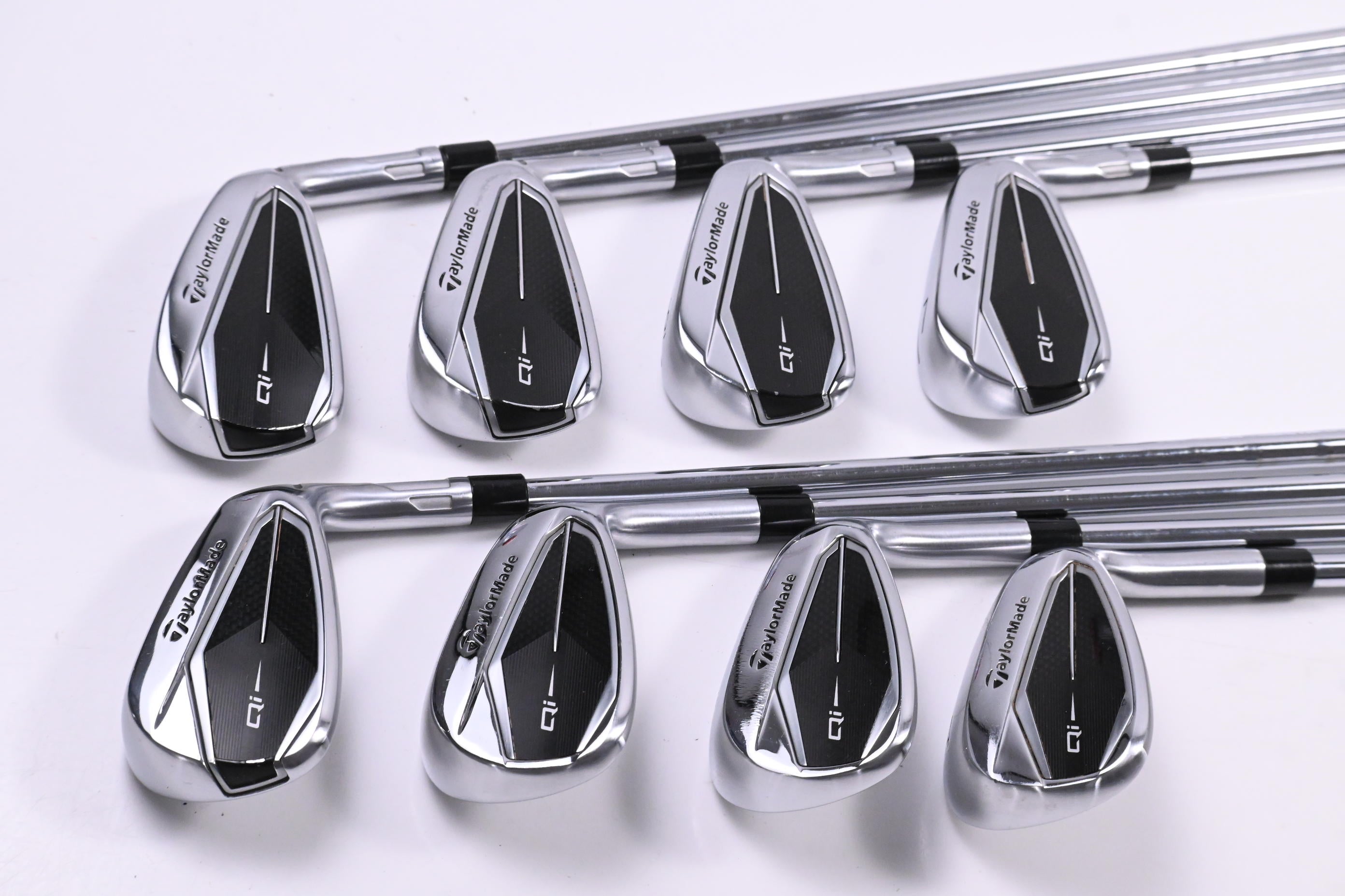 Taylormade Qi Irons / 4-PW+GW / Regular Flex Steel Shafts