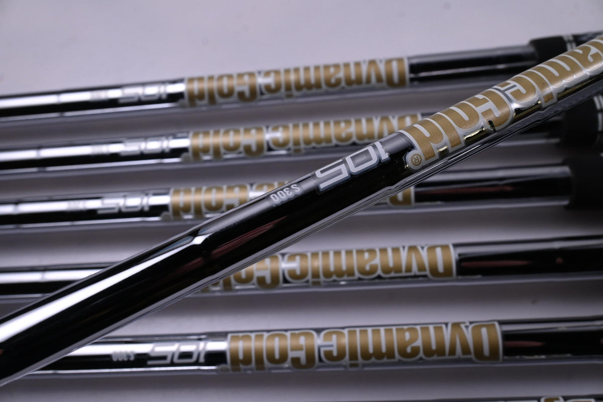 Ping i525 Irons / 4-PW+GW / Blue Dot / Stoff Flex Dynamic Gold 105 S300 Shafts
